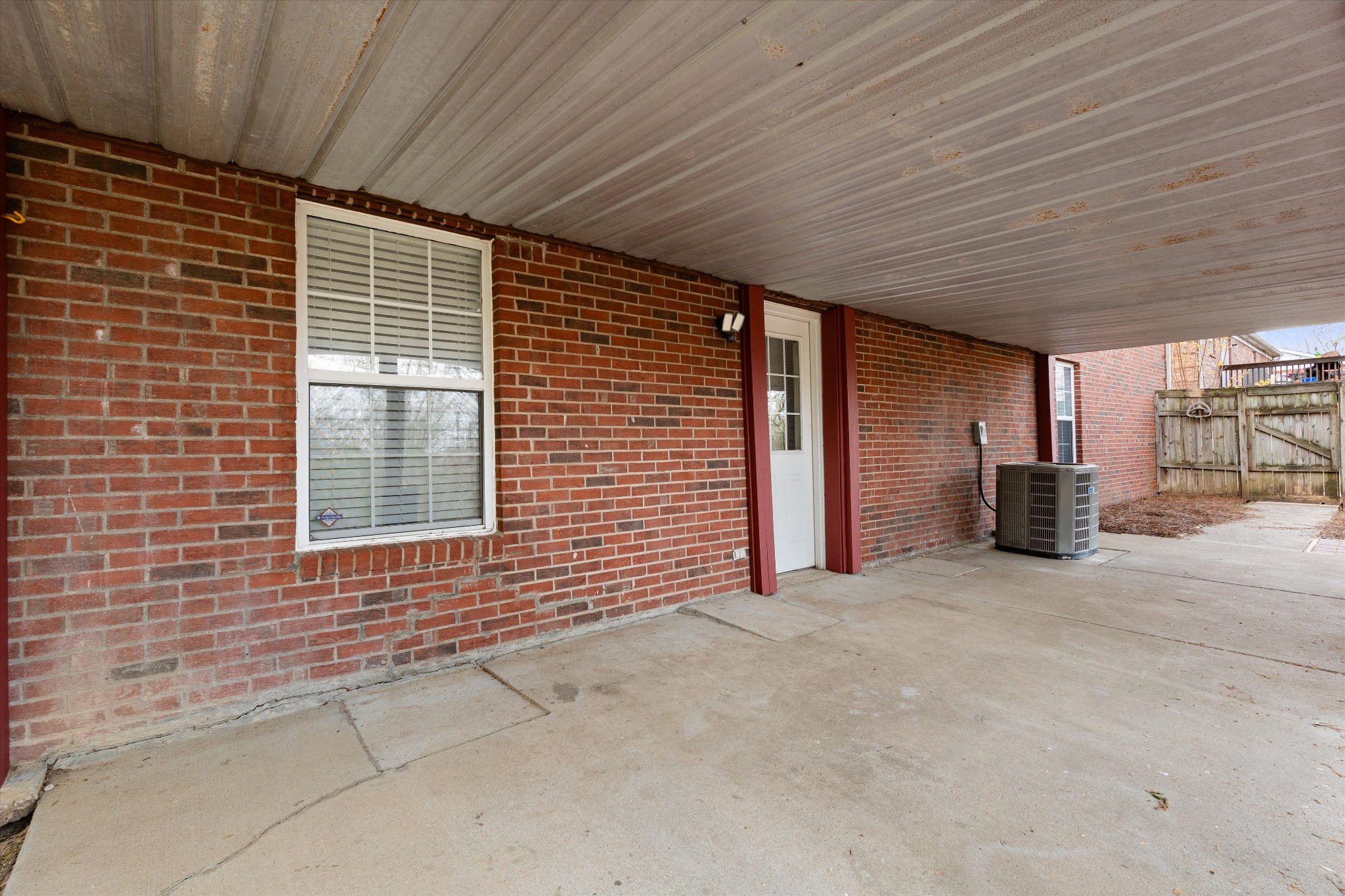 102 Nimitz Cir