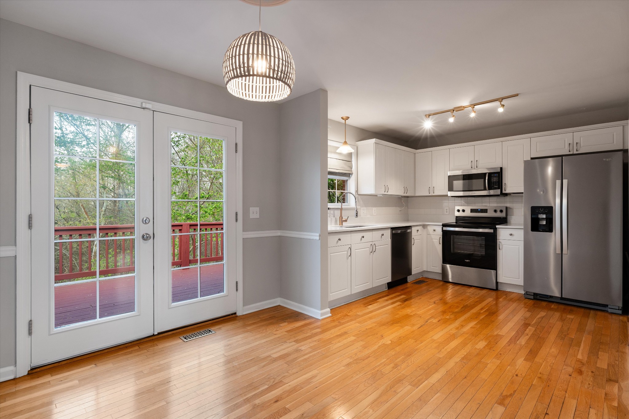 102 Nimitz Cir