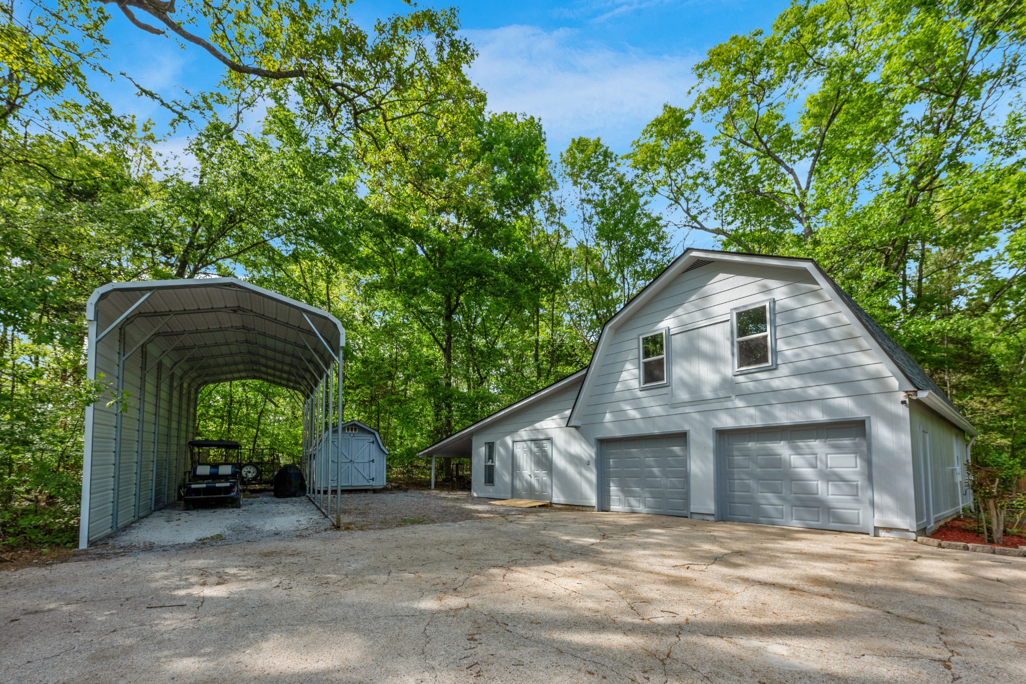 141 Bluegrass Pkwy