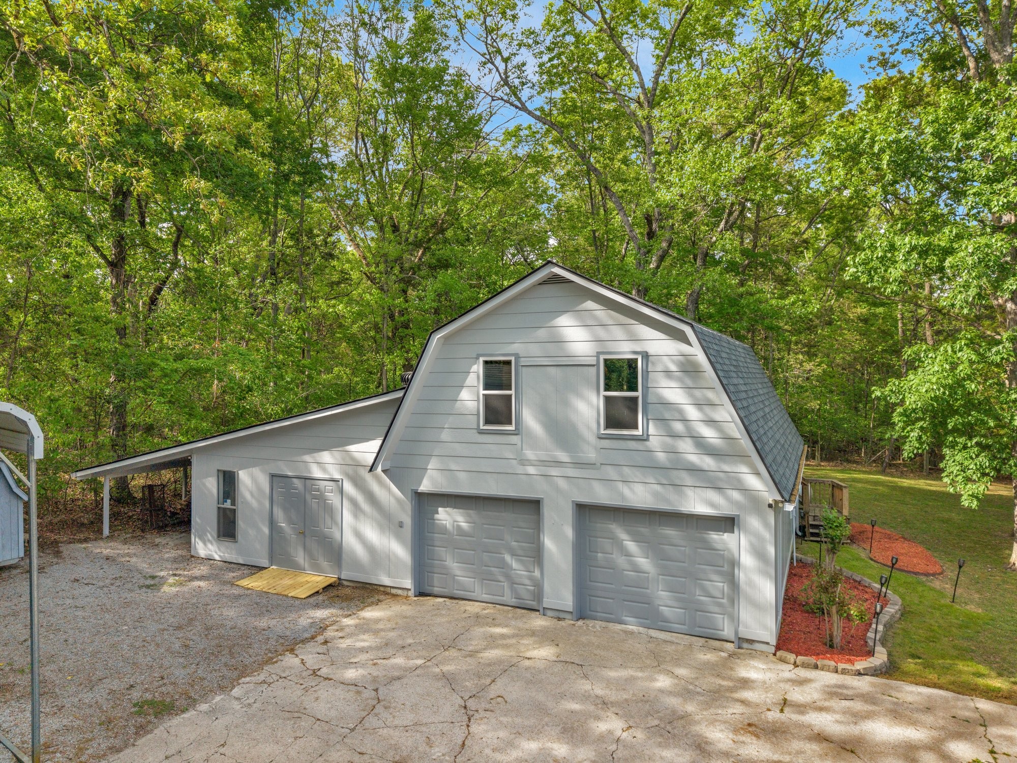 141 Bluegrass Pkwy