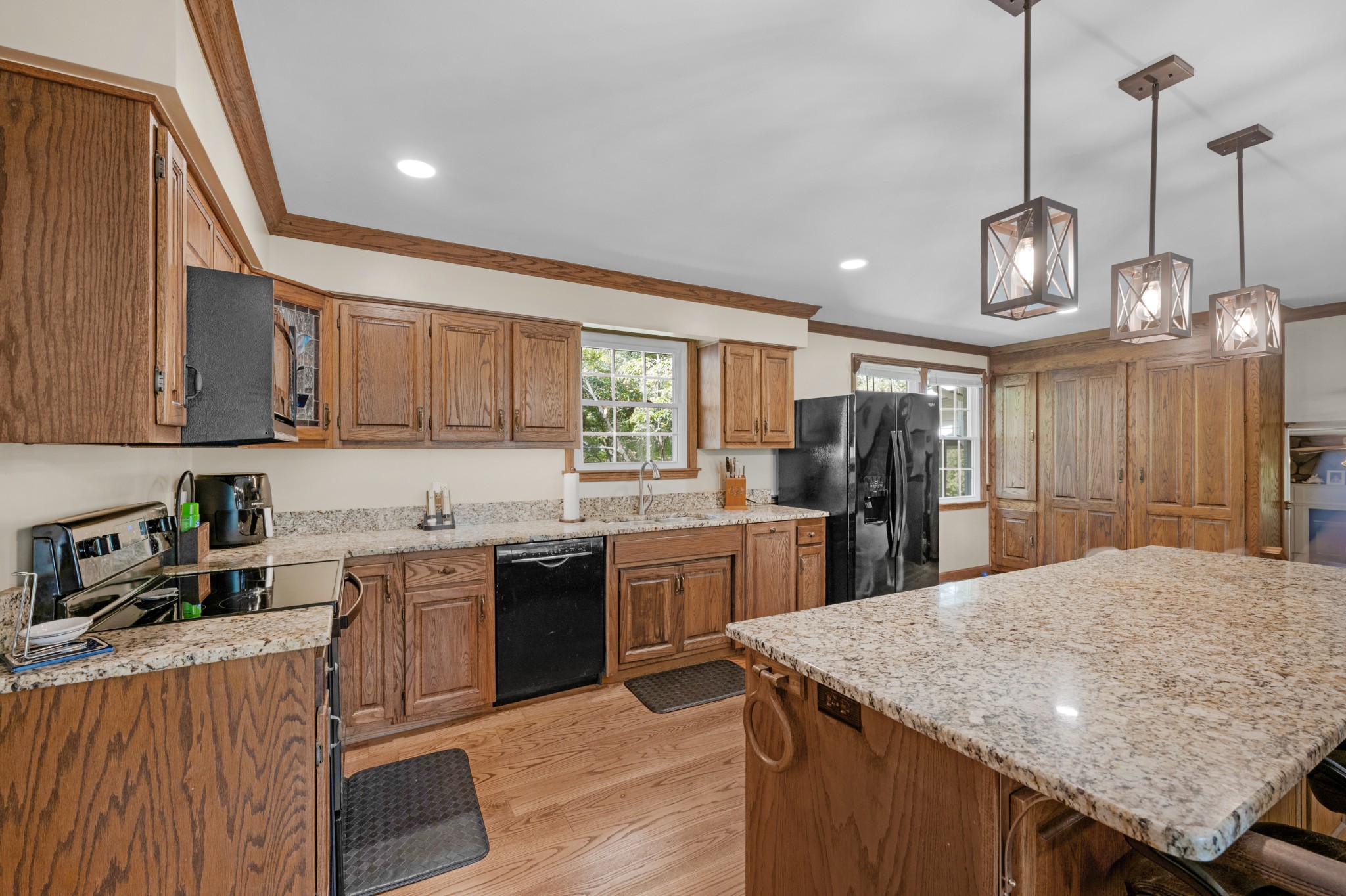141 Bluegrass Pkwy