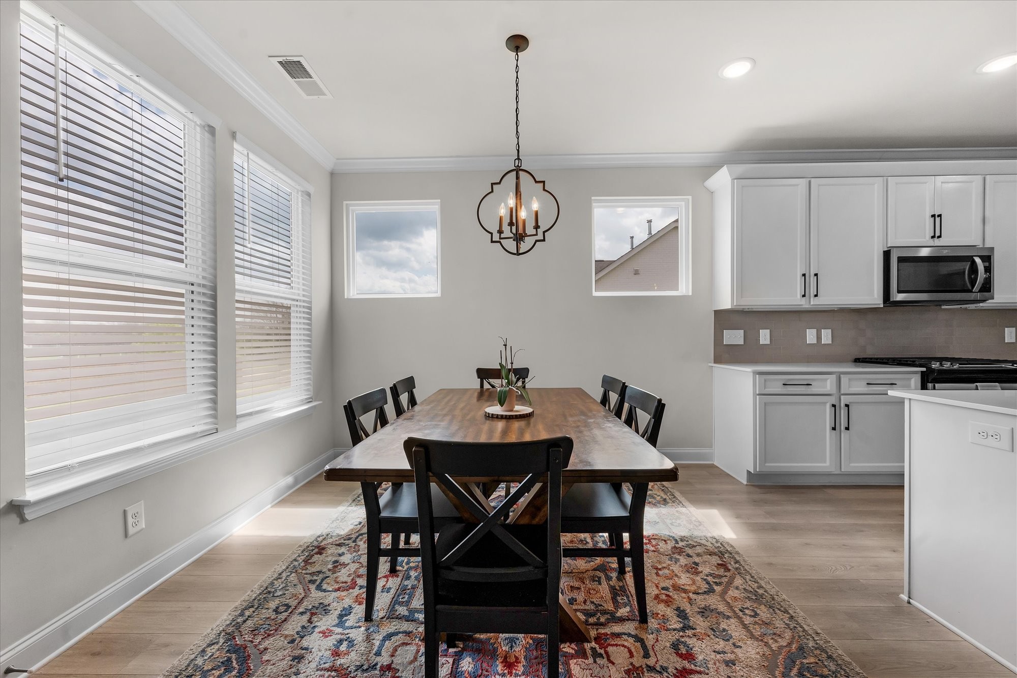 1137 Suggs Pass