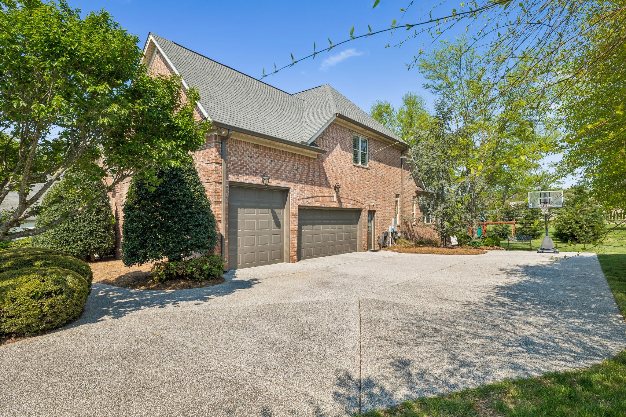 503 Ridgecrest Ln