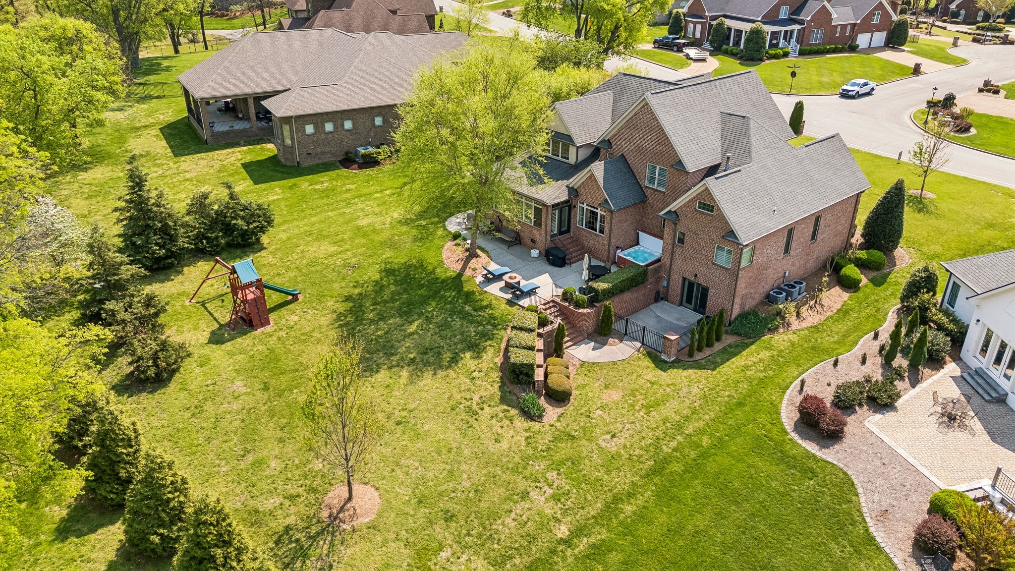 503 Ridgecrest Ln