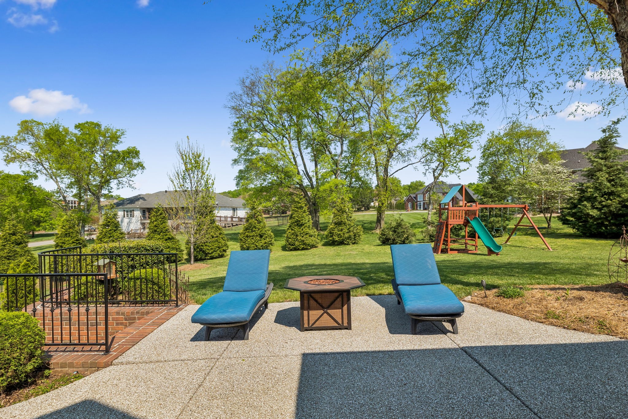 503 Ridgecrest Ln