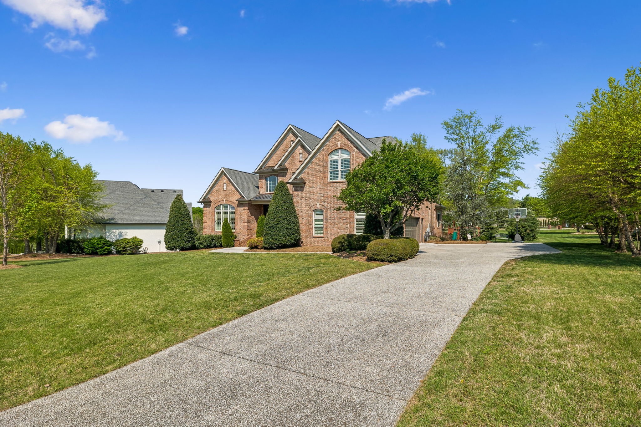 503 Ridgecrest Ln