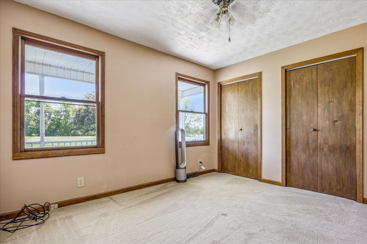 1323 York Rd