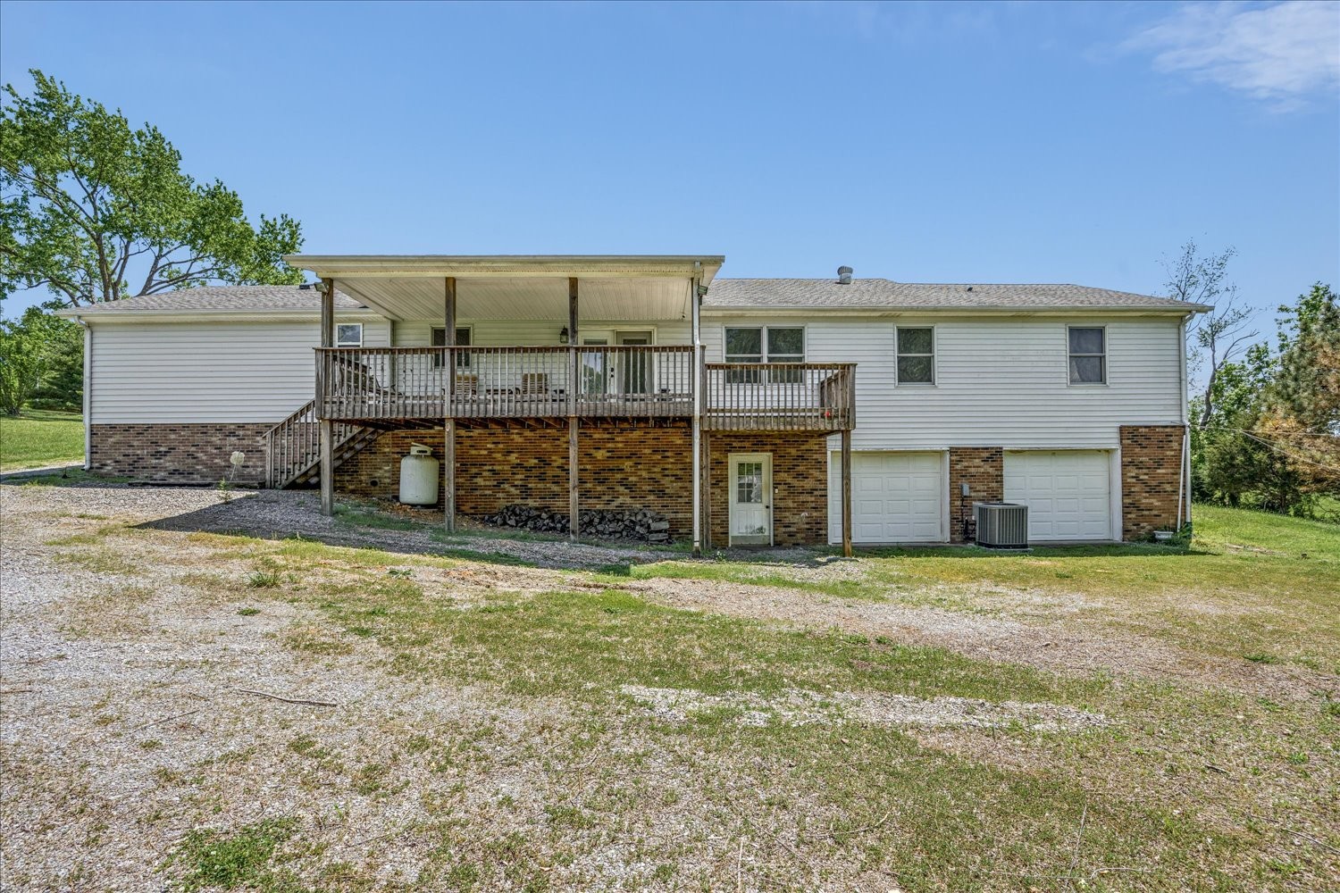 1323 York Rd