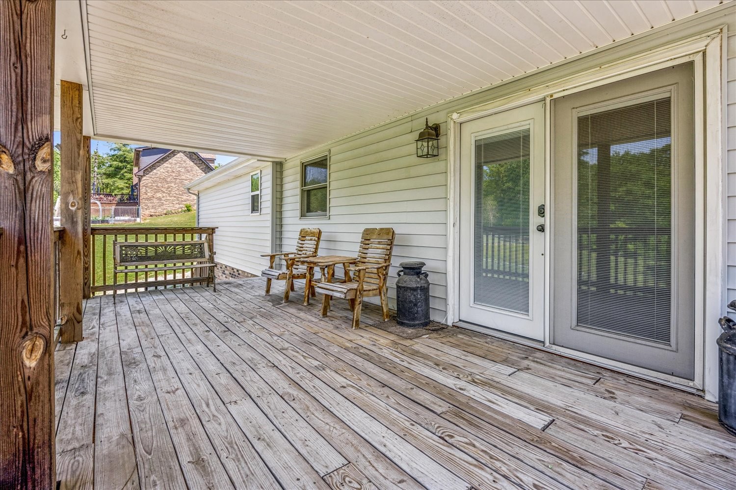 1323 York Rd