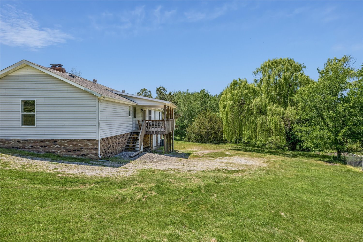1323 York Rd