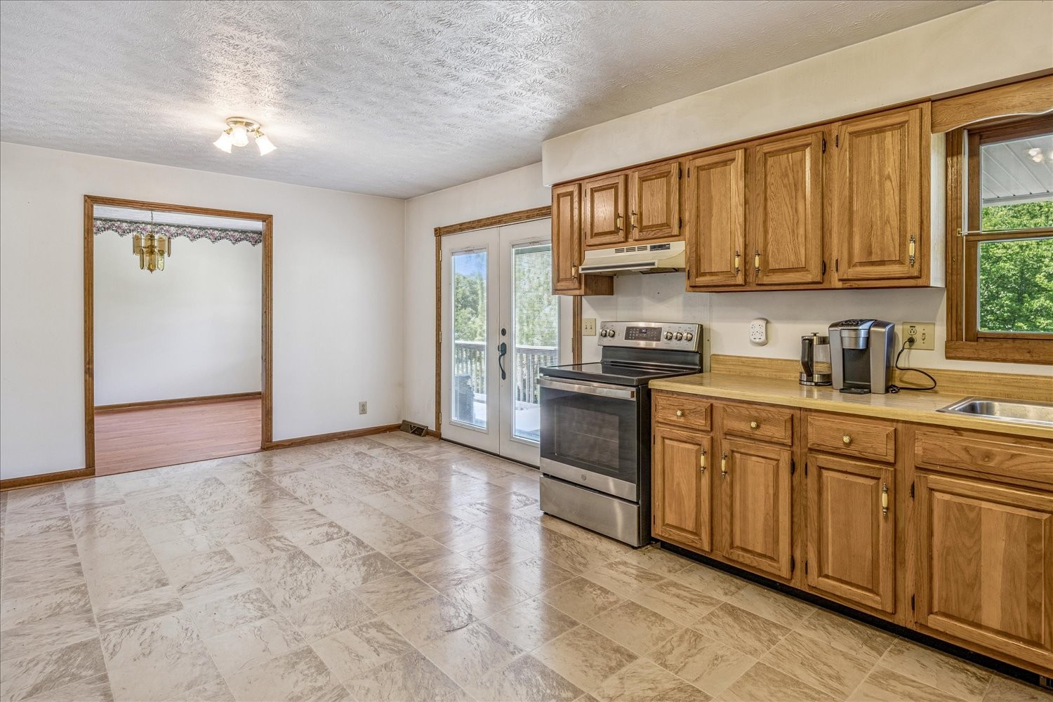 1323 York Rd