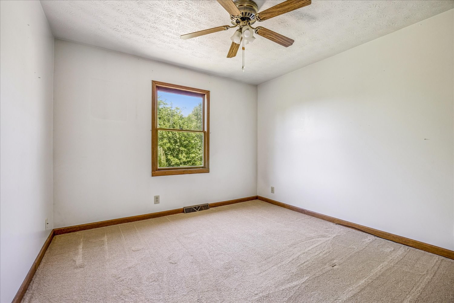 1323 York Rd