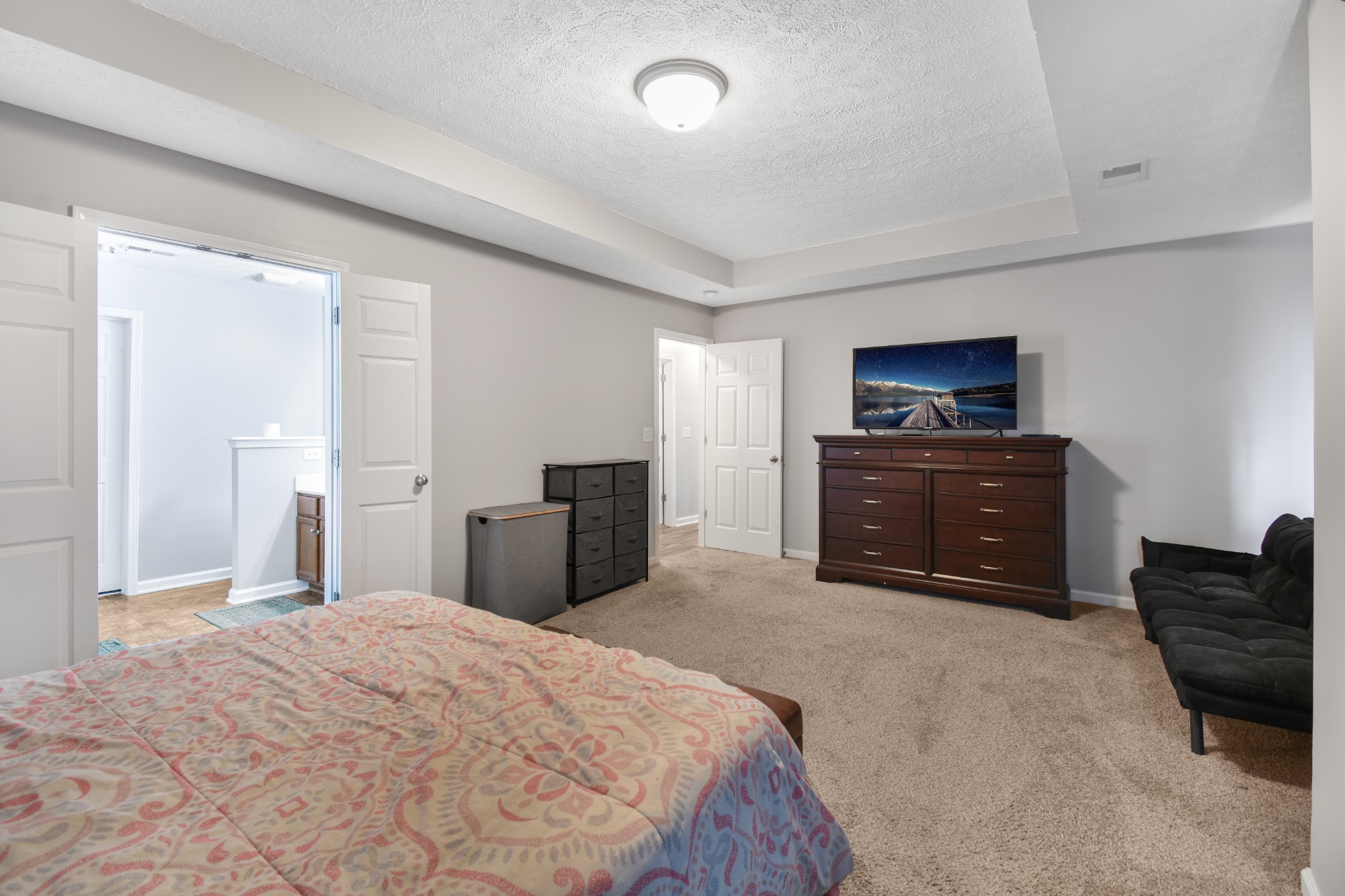 113 Villa Way
