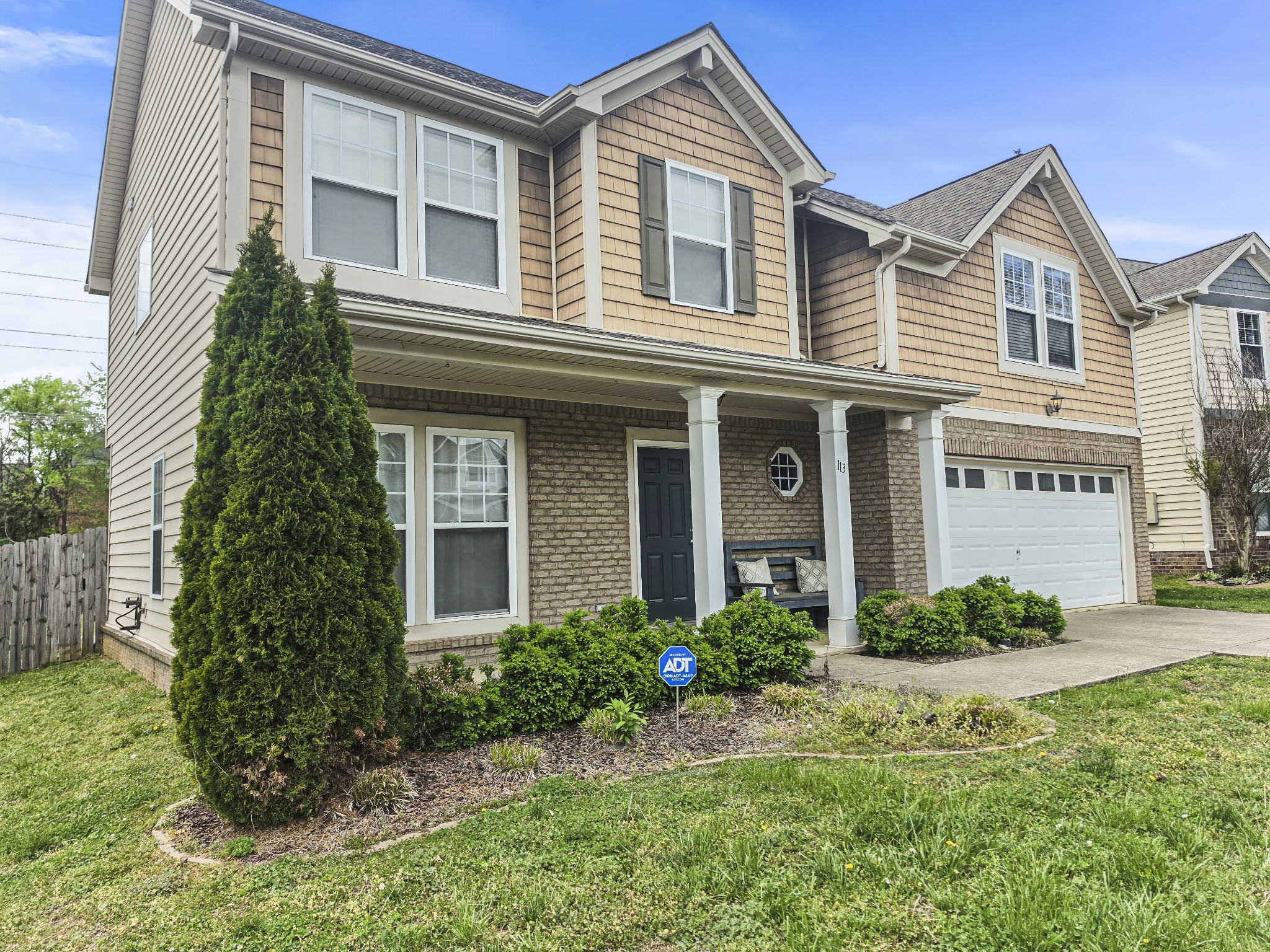 113 Villa Way