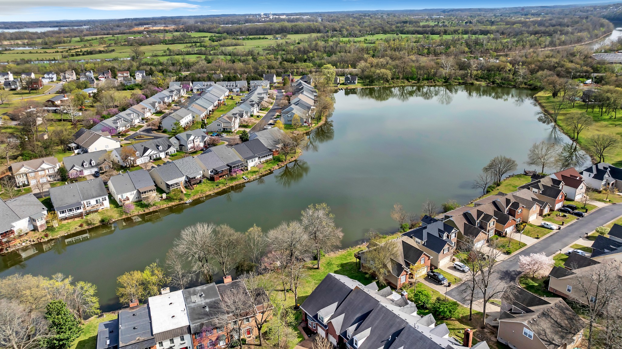 517 Harbor Village Dr