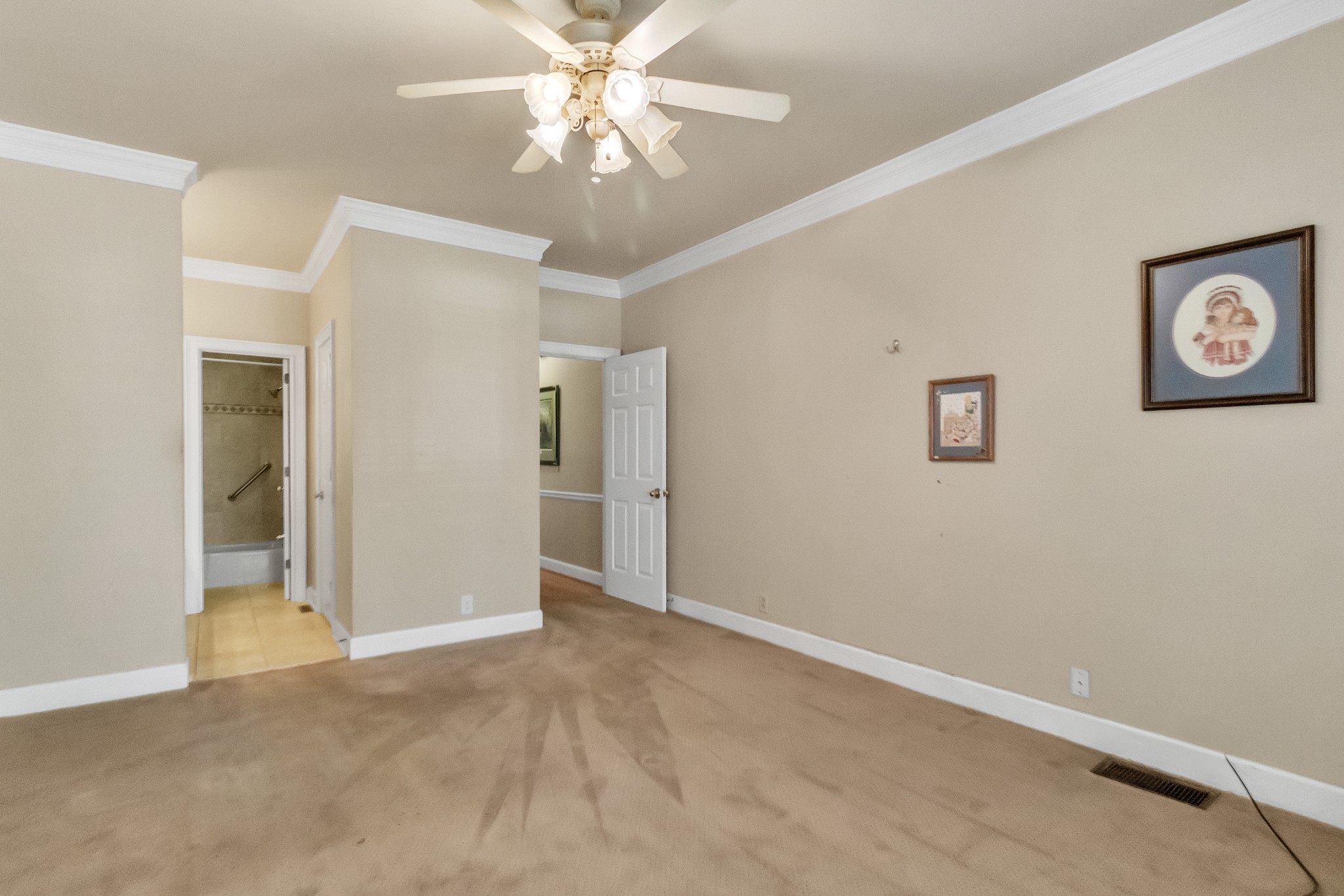 517 Harbor Village Dr