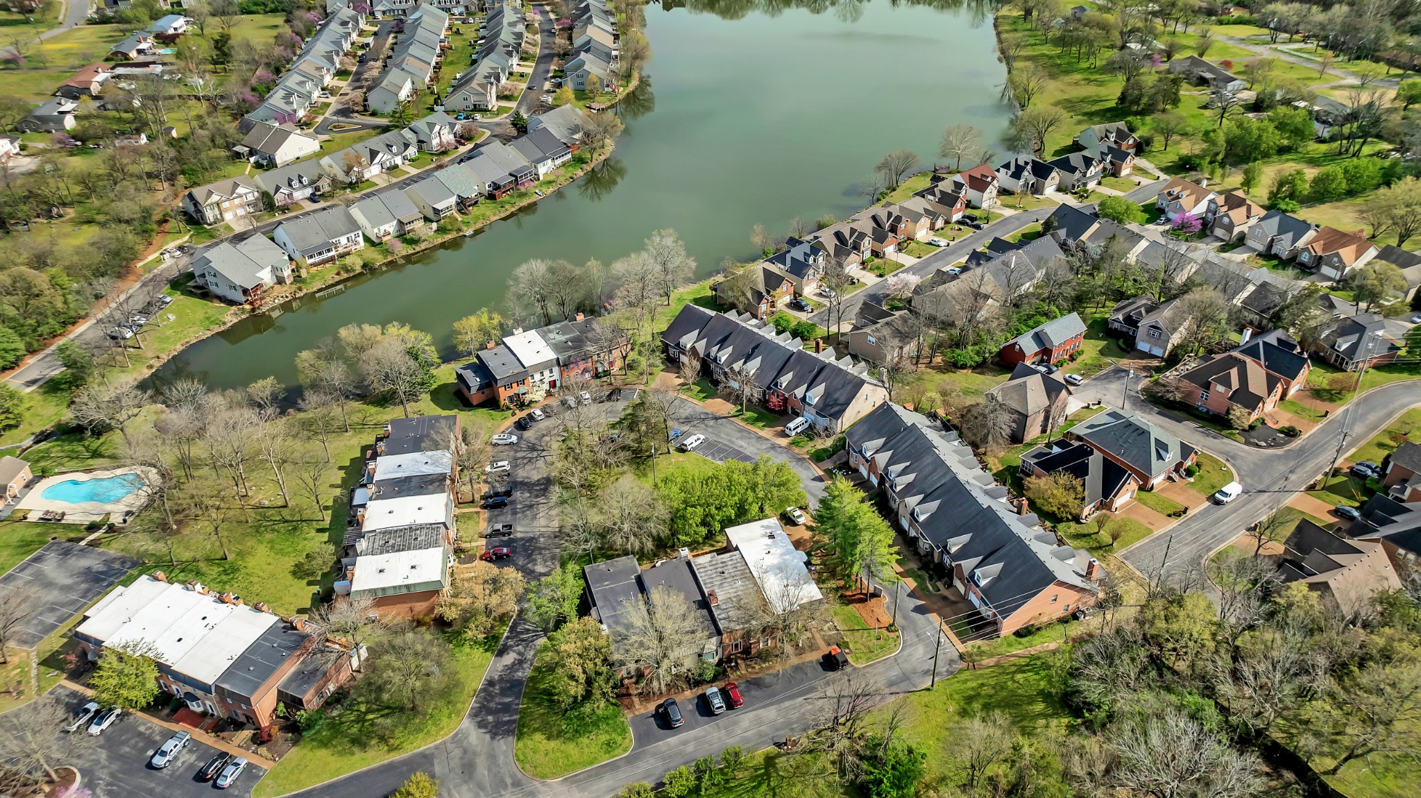 517 Harbor Village Dr