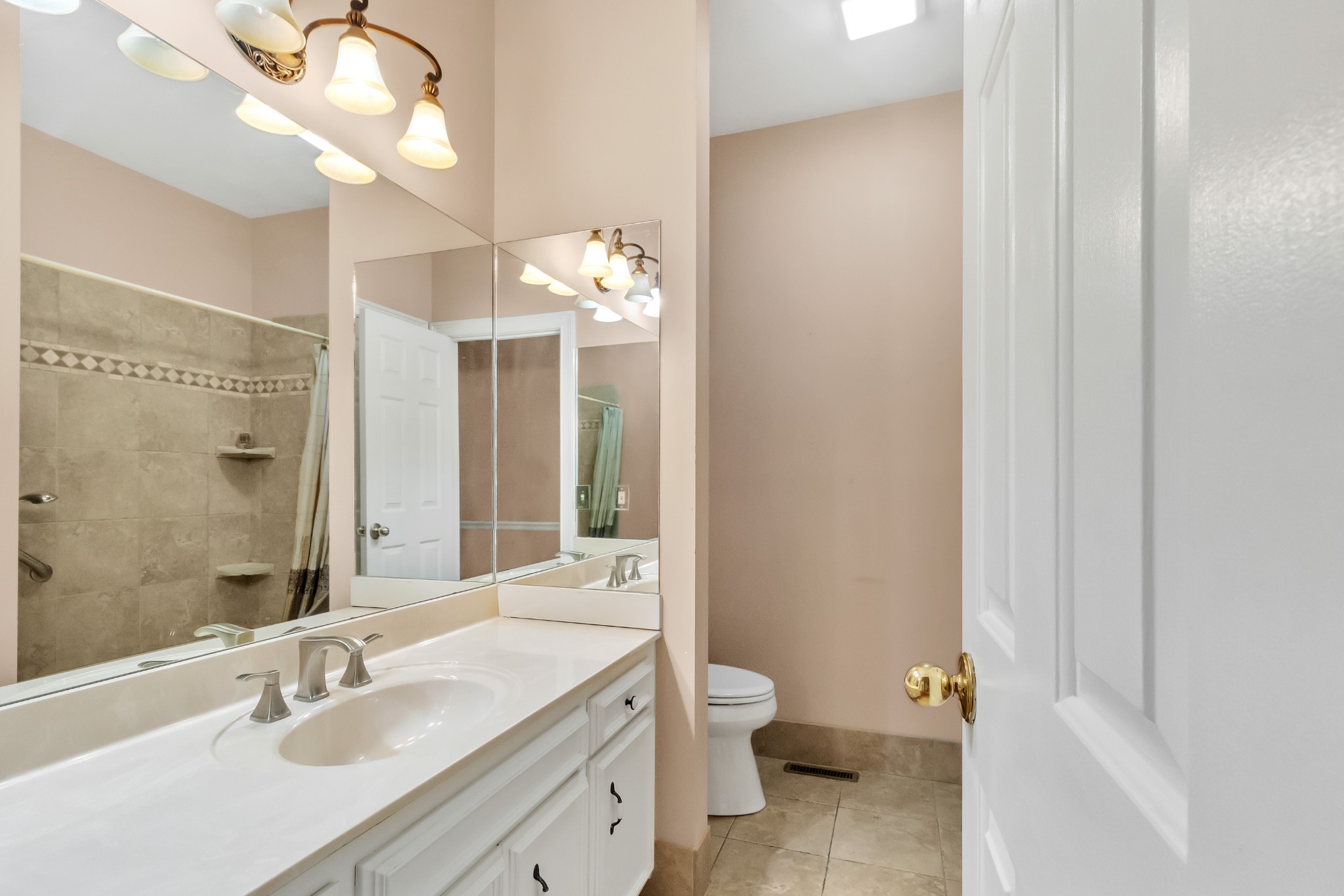517 Harbor Village Dr