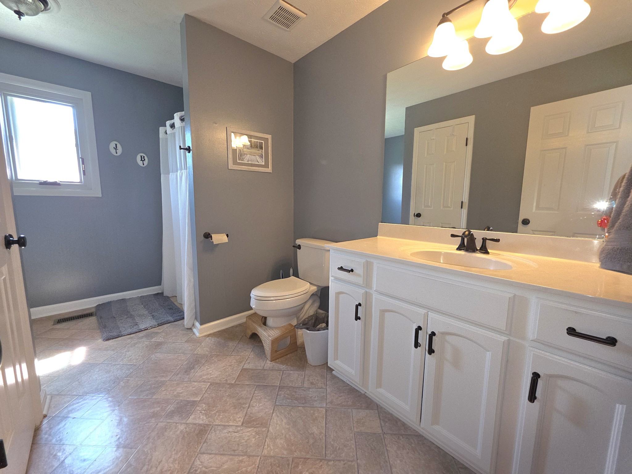302 Cypress Ct
