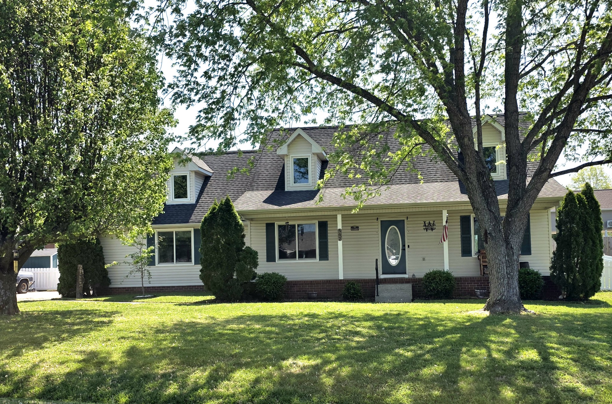 302 Cypress Ct