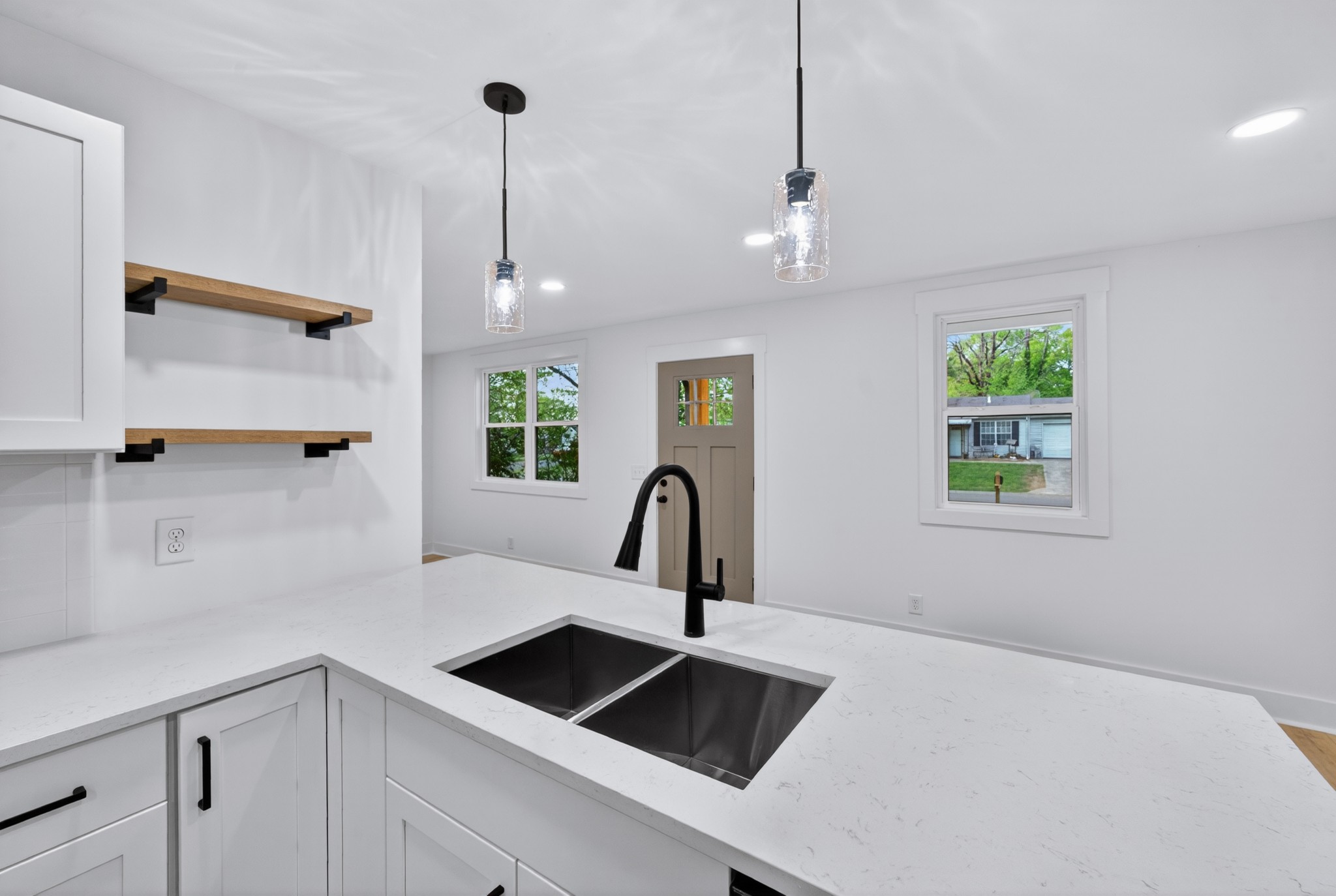 252 Warrior Rd