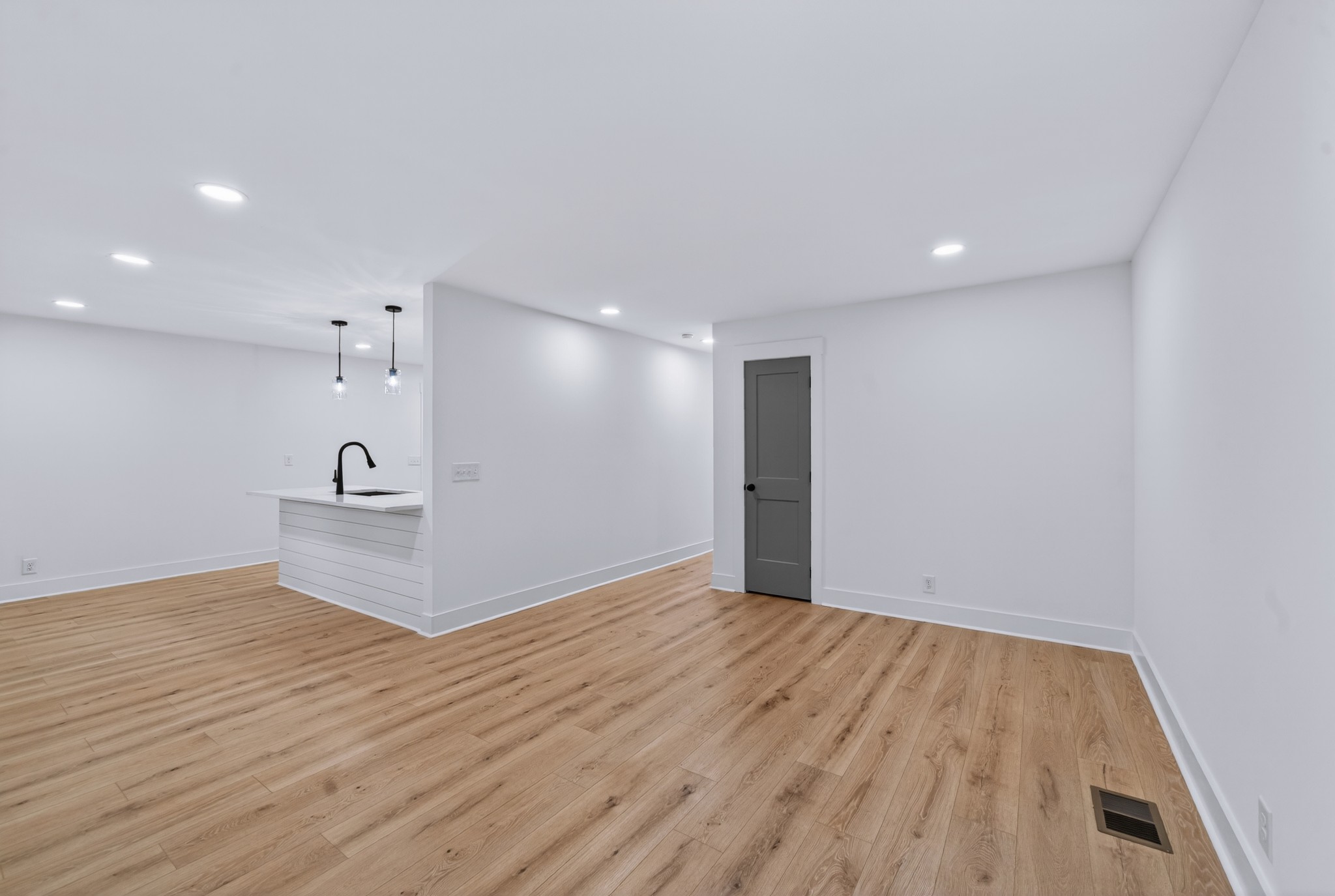 252 Warrior Rd