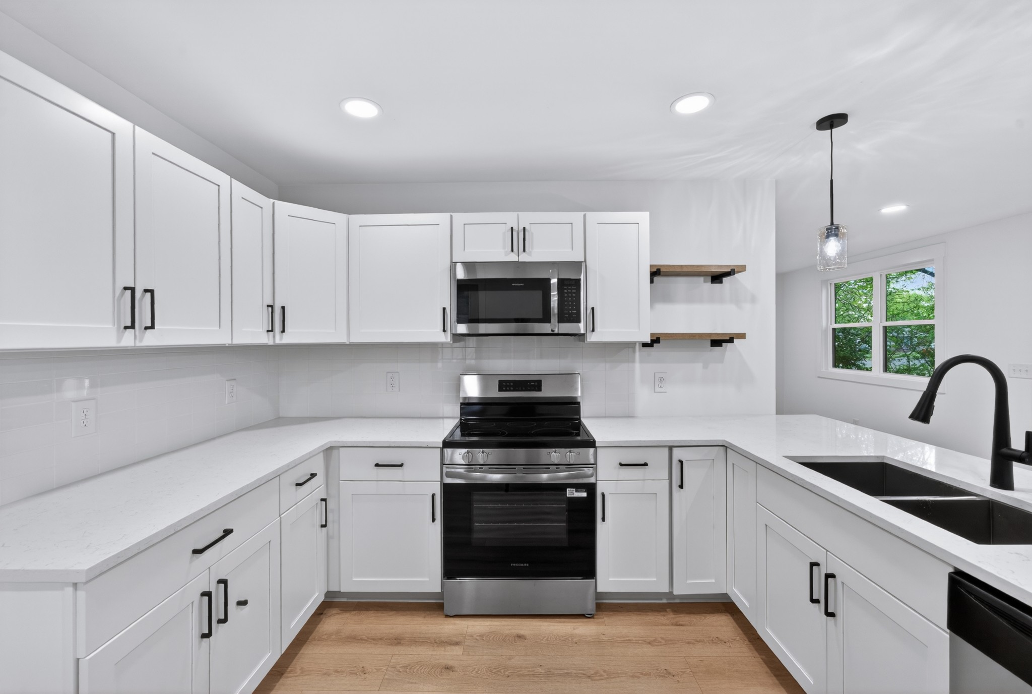 252 Warrior Rd
