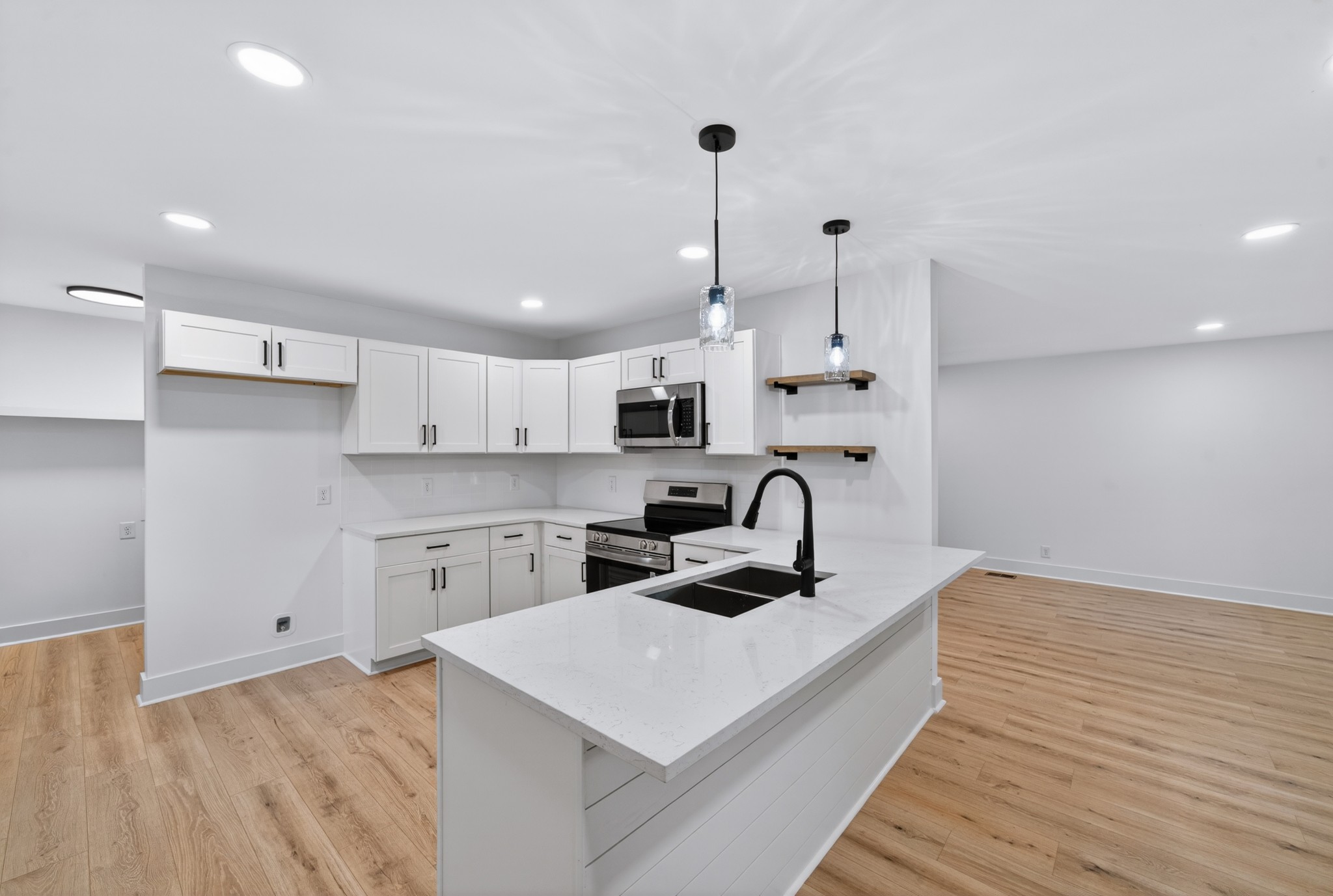 252 Warrior Rd