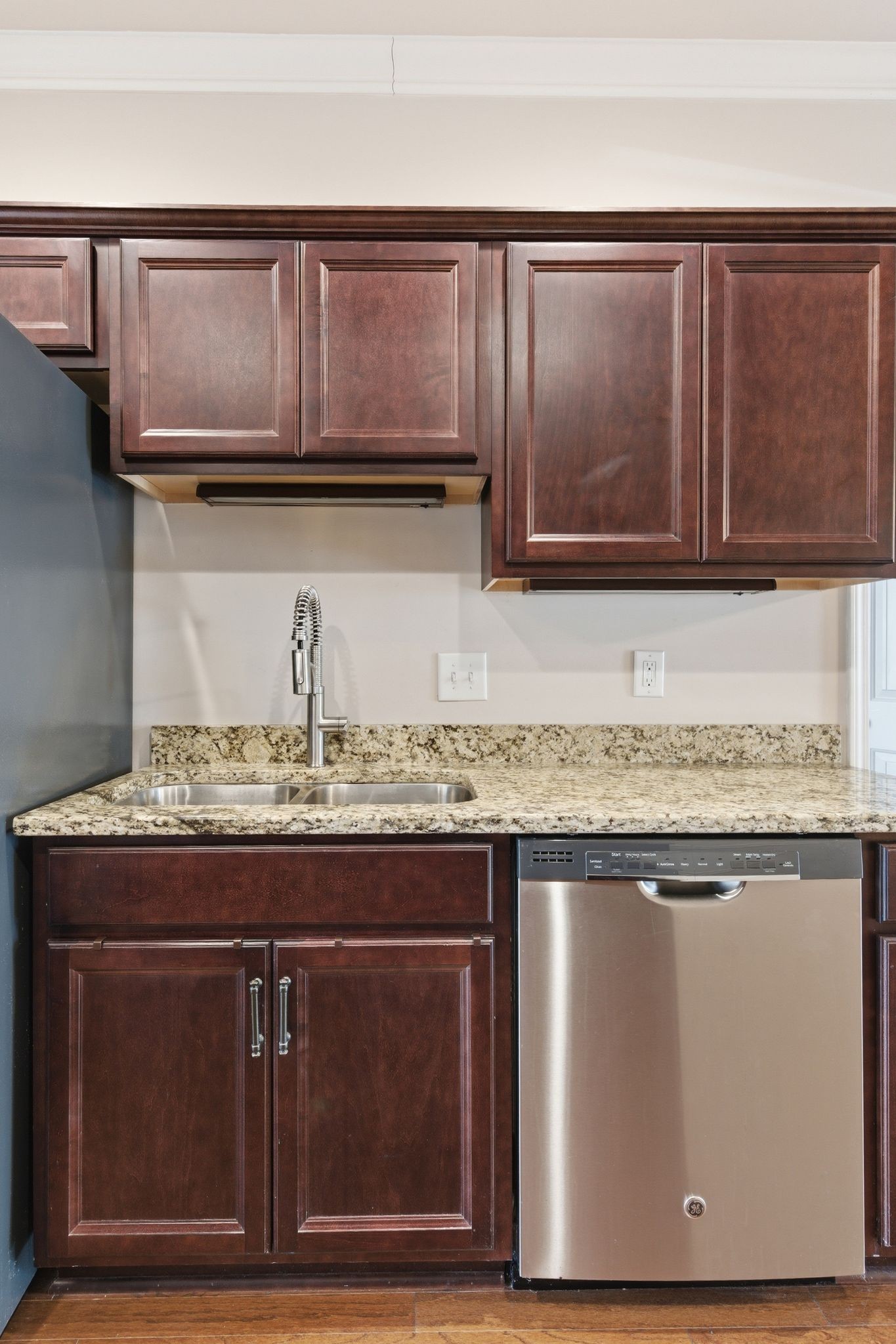 1040 Charlie Daniels Pkwy Unit: 156