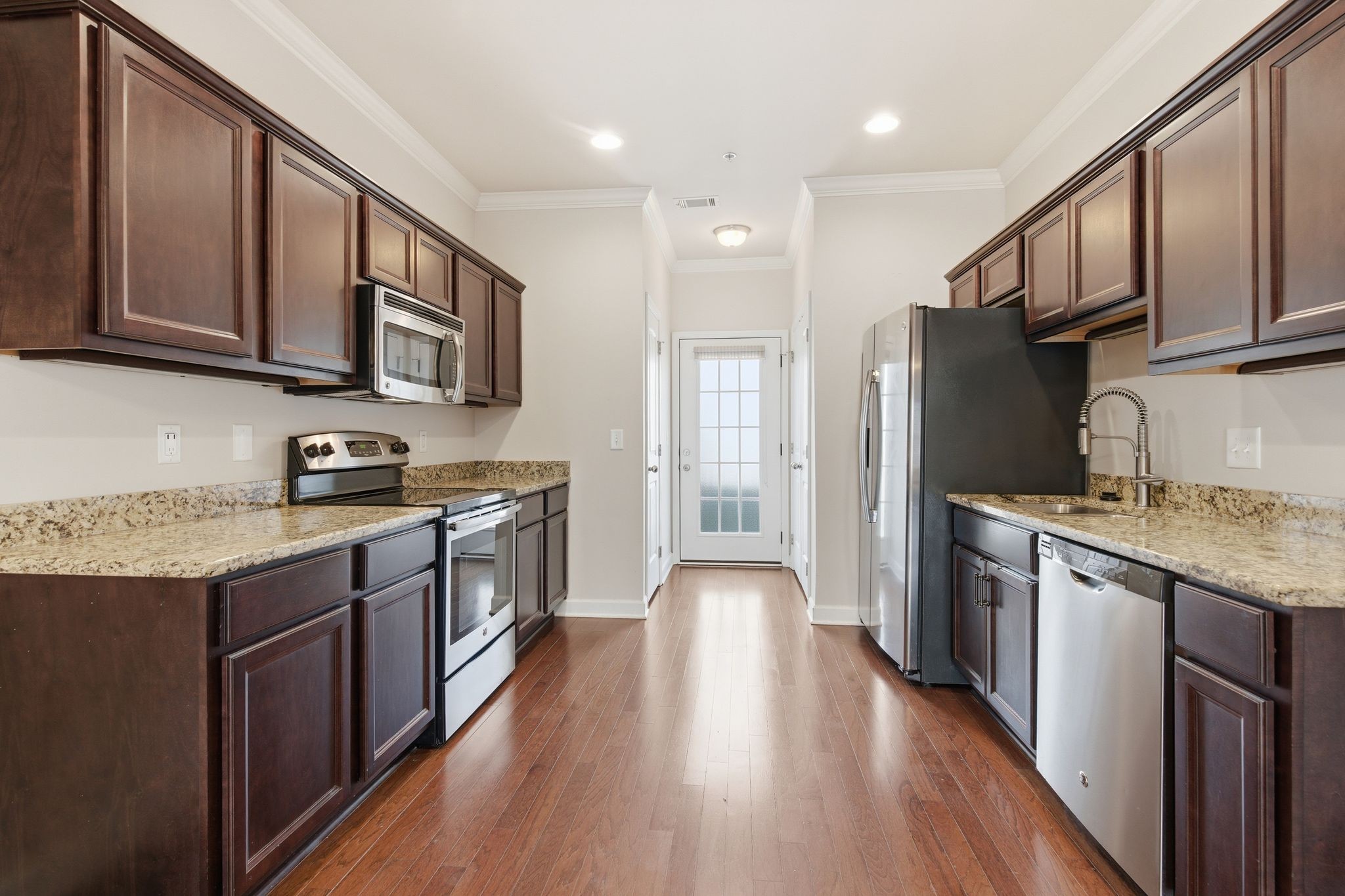 1040 Charlie Daniels Pkwy Unit: 156