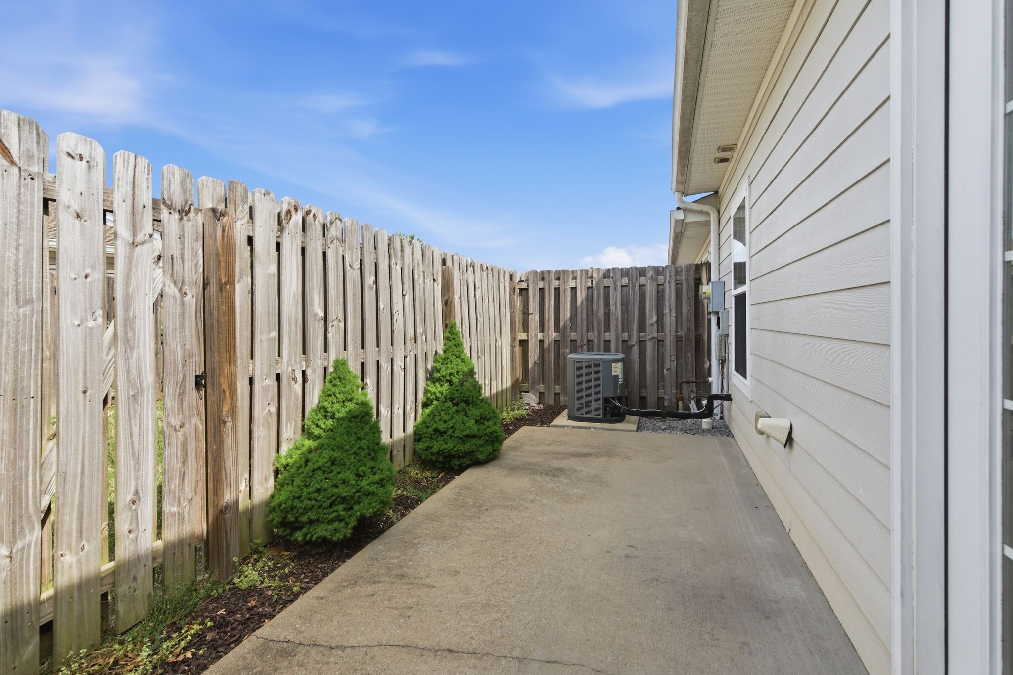 1040 Charlie Daniels Pkwy Unit: 156
