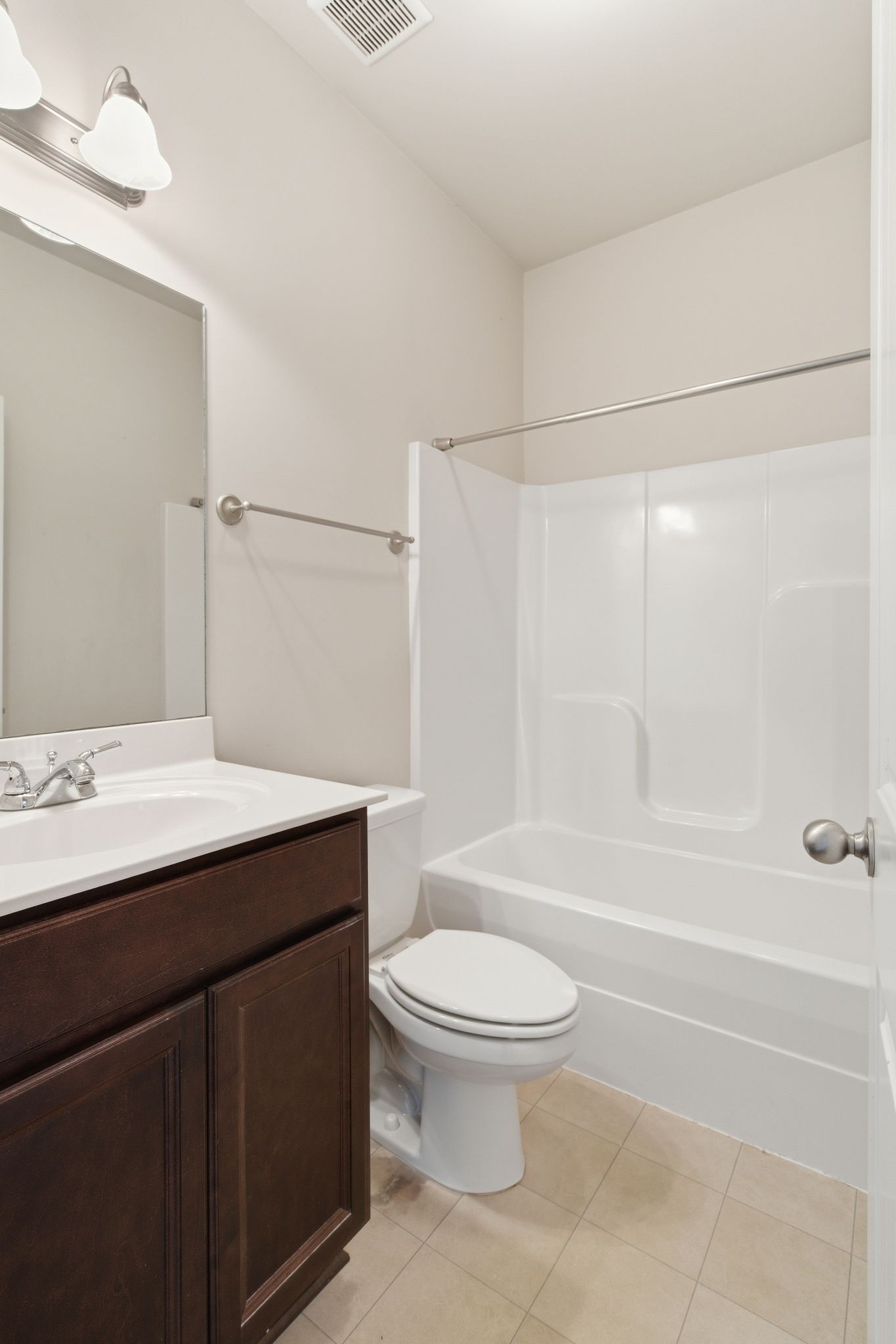 1040 Charlie Daniels Pkwy Unit: 156