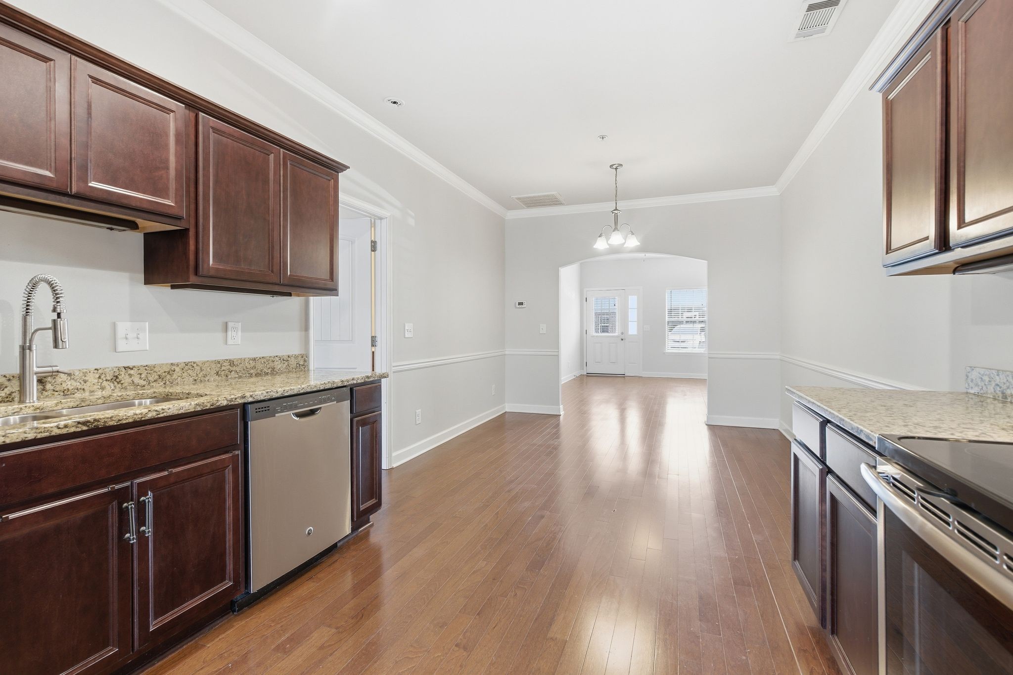 1040 Charlie Daniels Pkwy Unit: 156