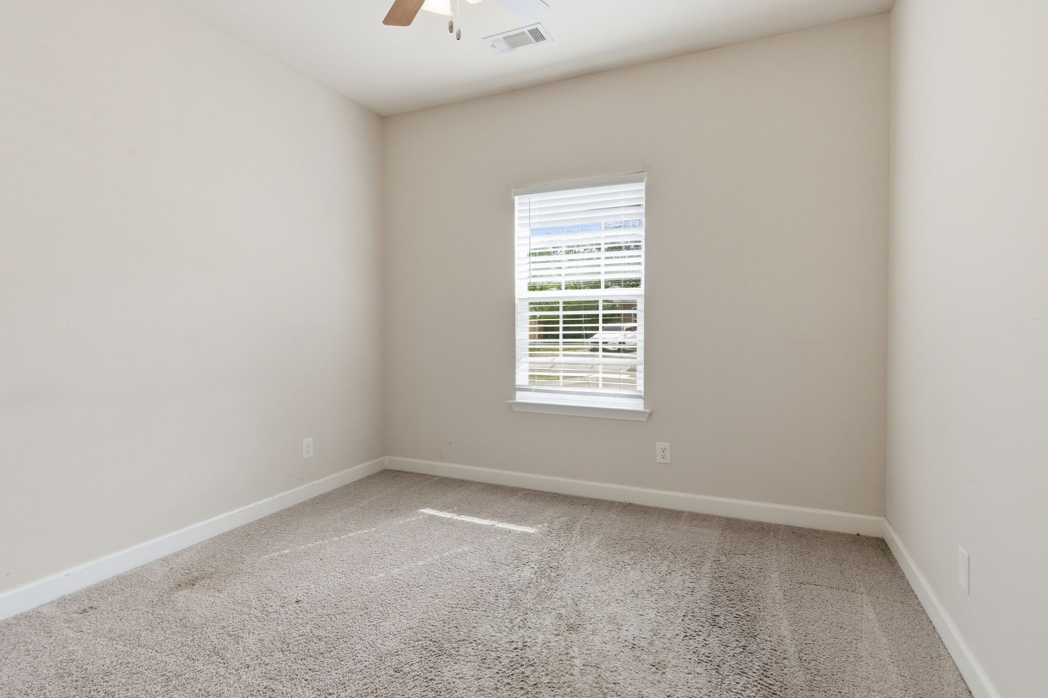 1040 Charlie Daniels Pkwy Unit: 156