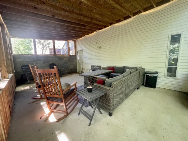 460 Mate Allen Rd