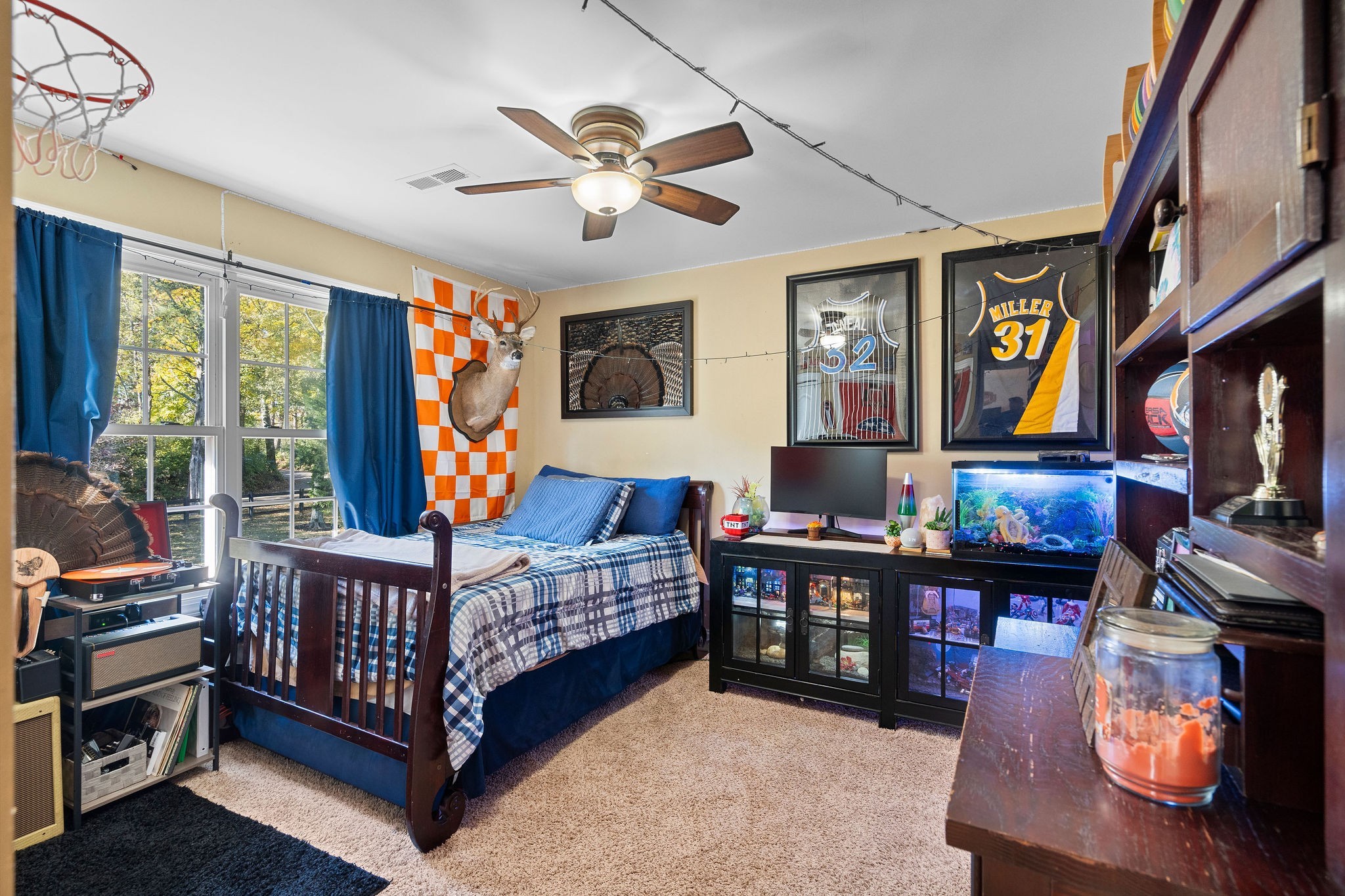 753 Tate Ln