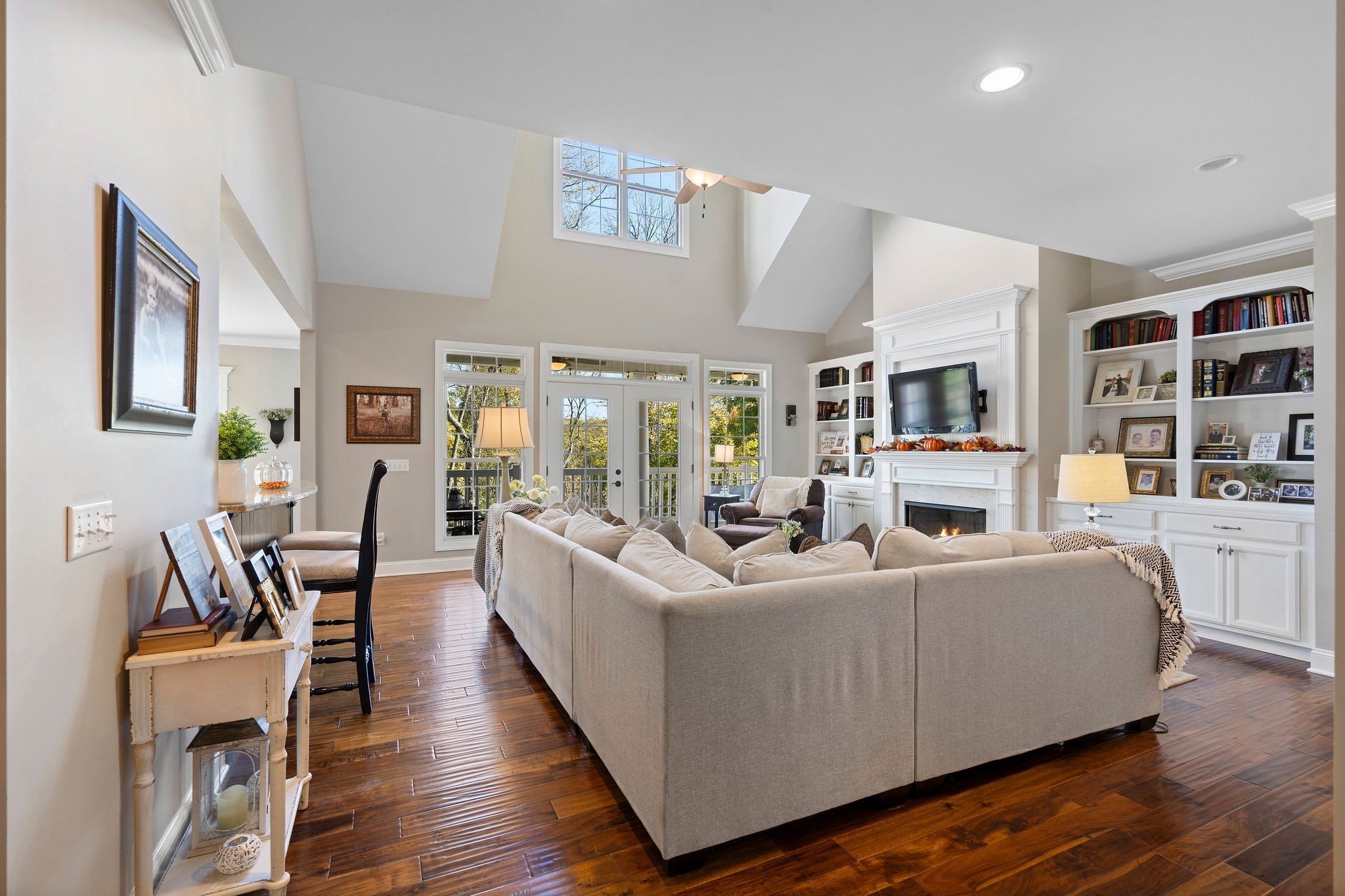 753 Tate Ln