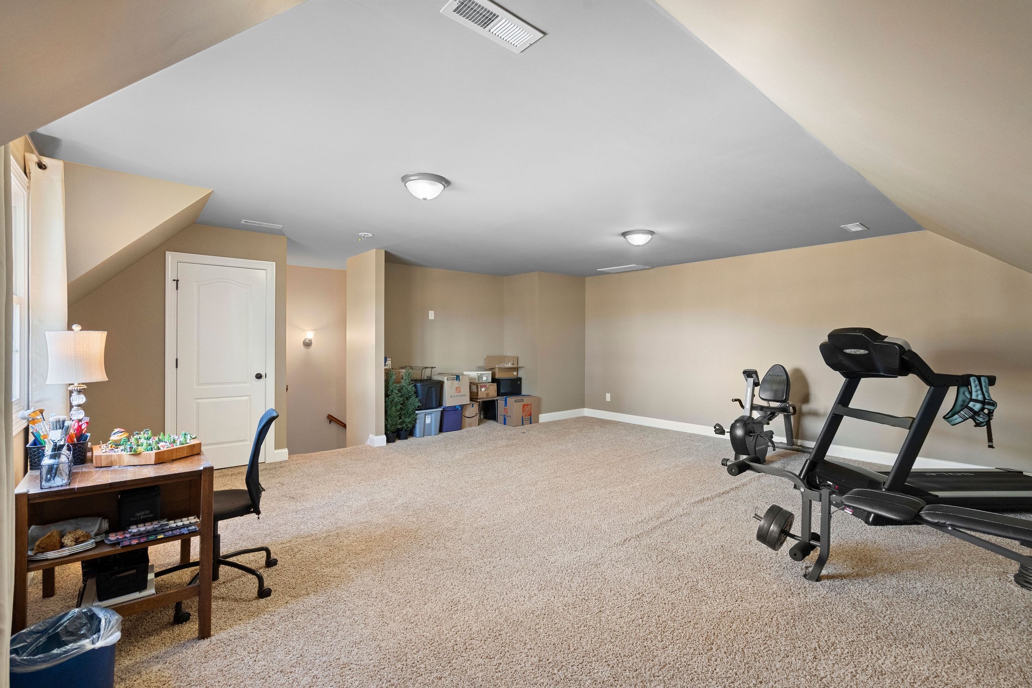 753 Tate Ln