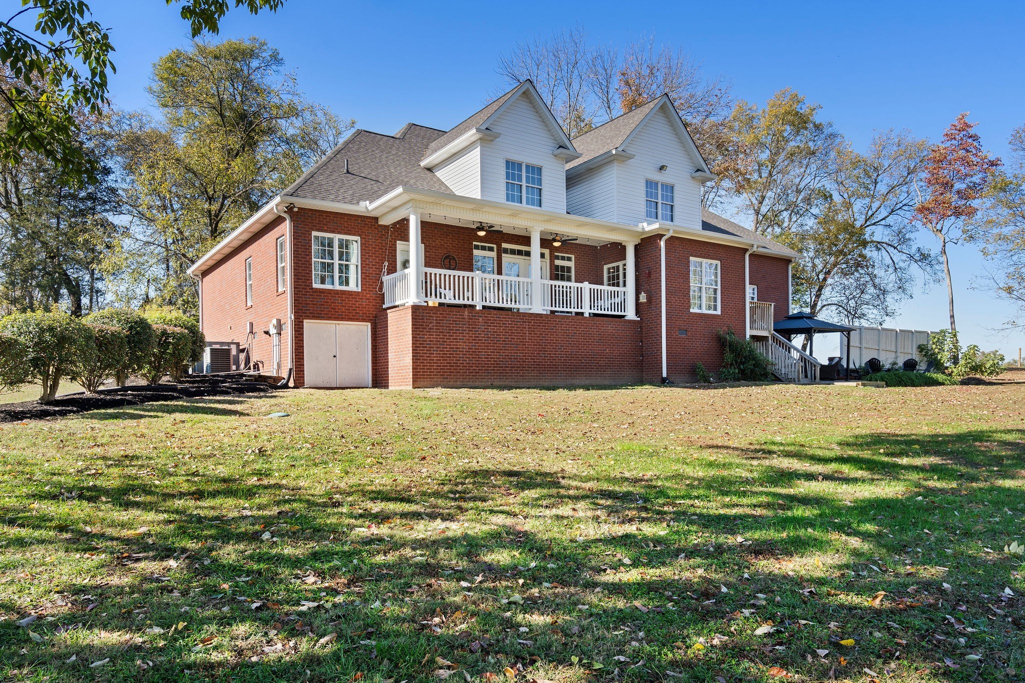 753 Tate Ln