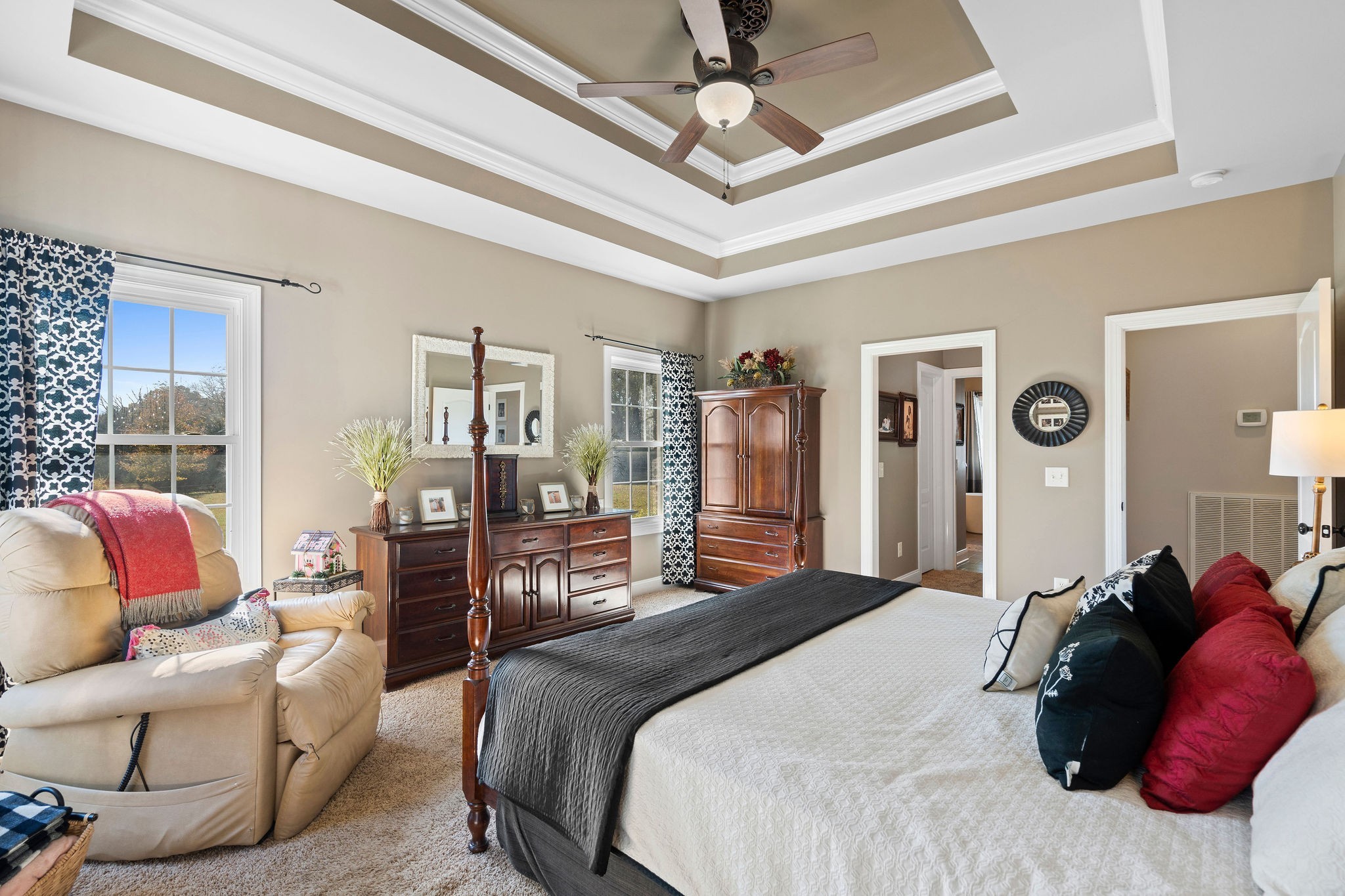 753 Tate Ln