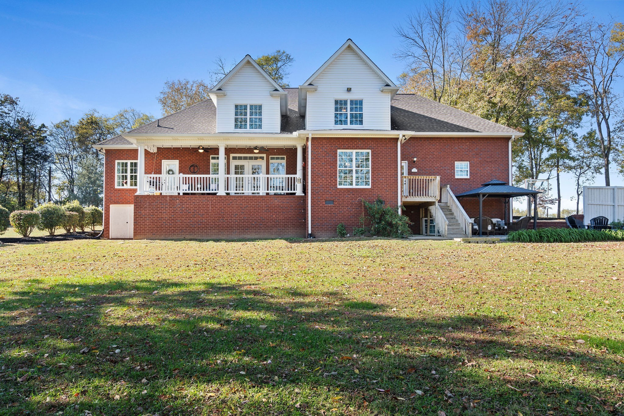 753 Tate Ln