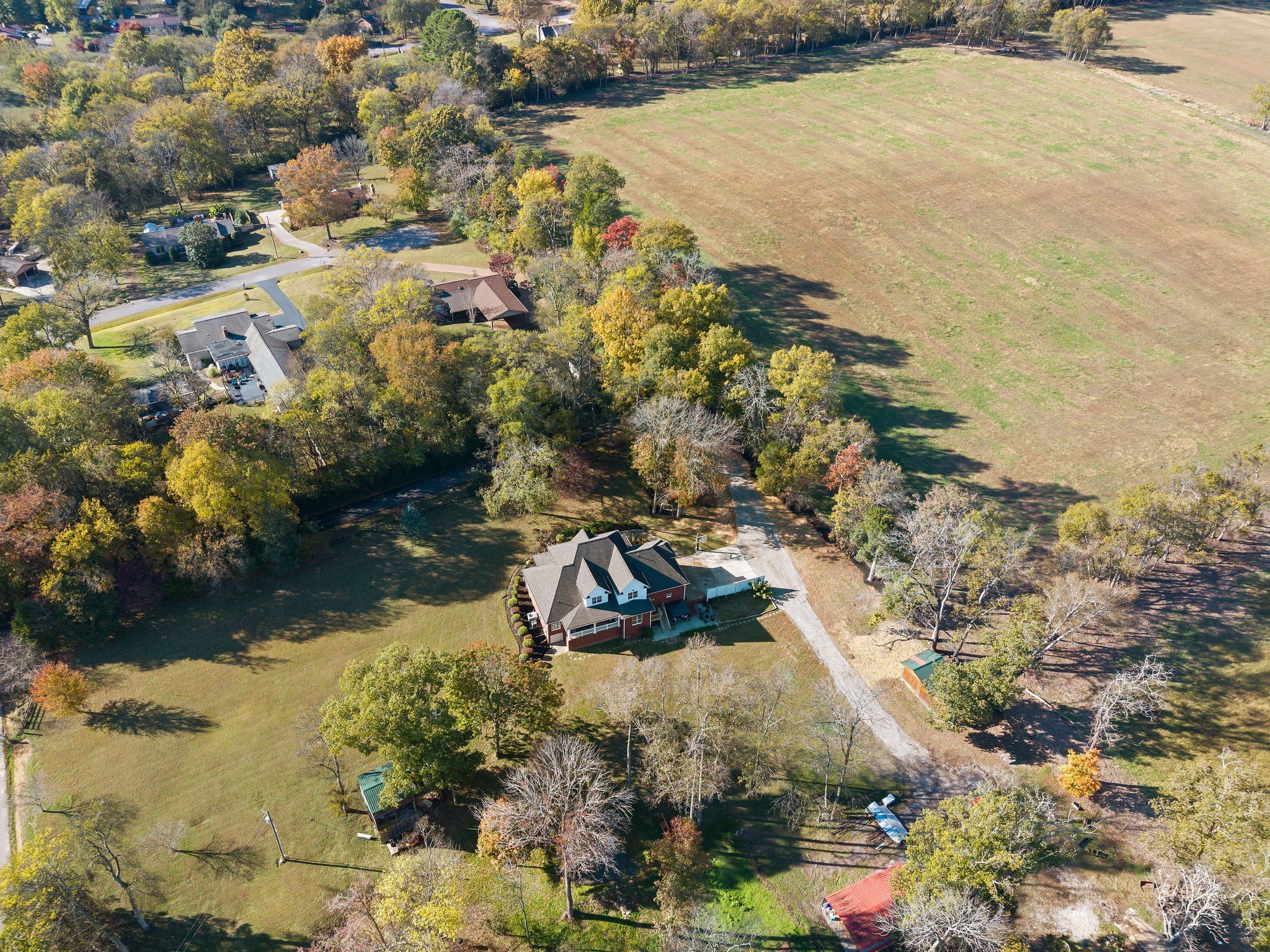753 Tate Ln