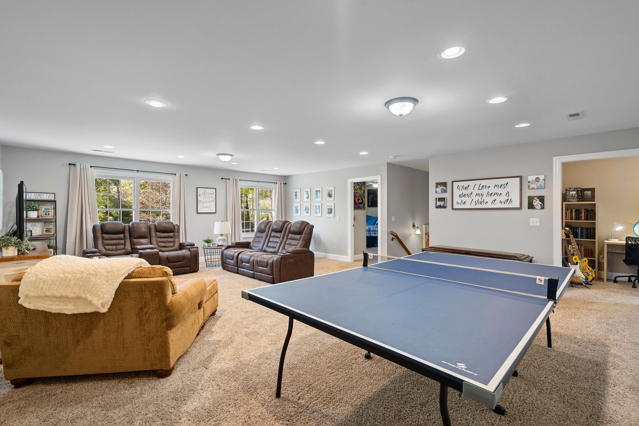 753 Tate Ln
