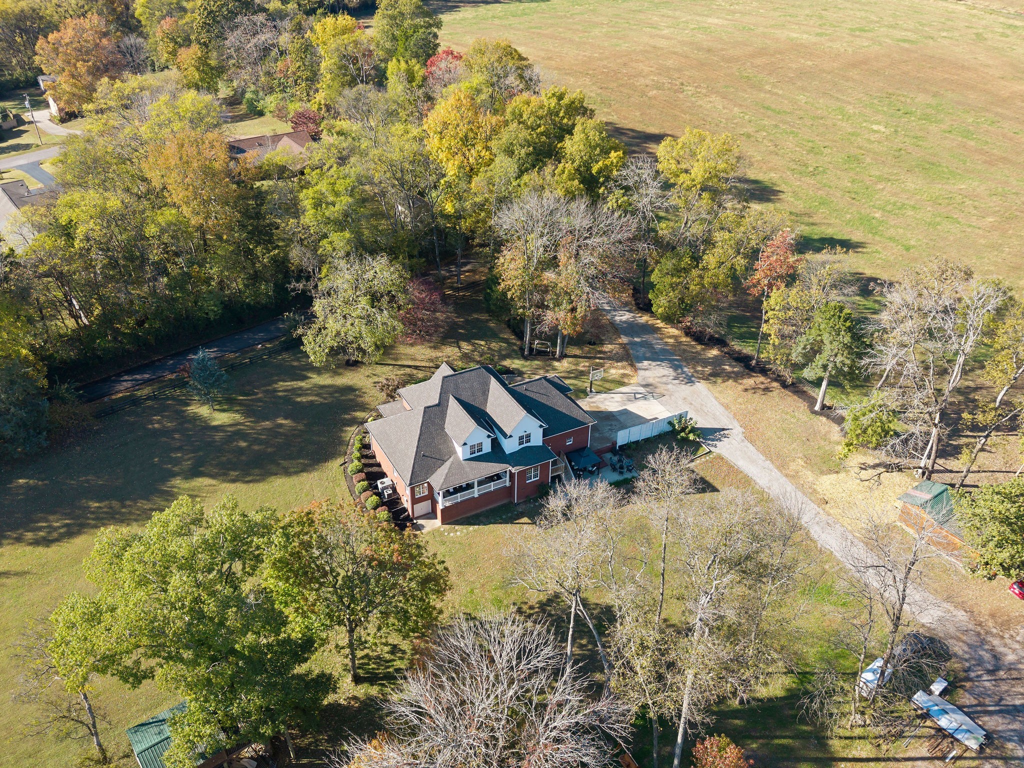 753 Tate Ln