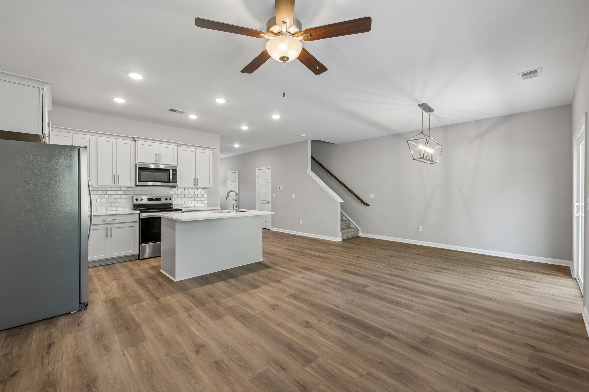 351 Carver Connection