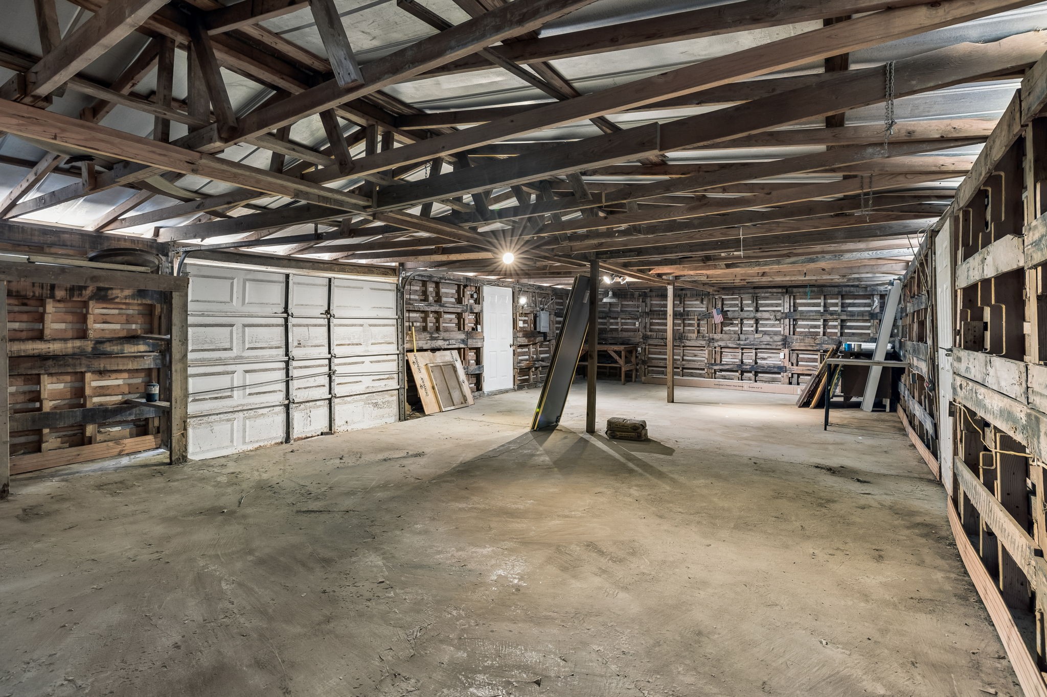 1085 Hawkins Branch Rd