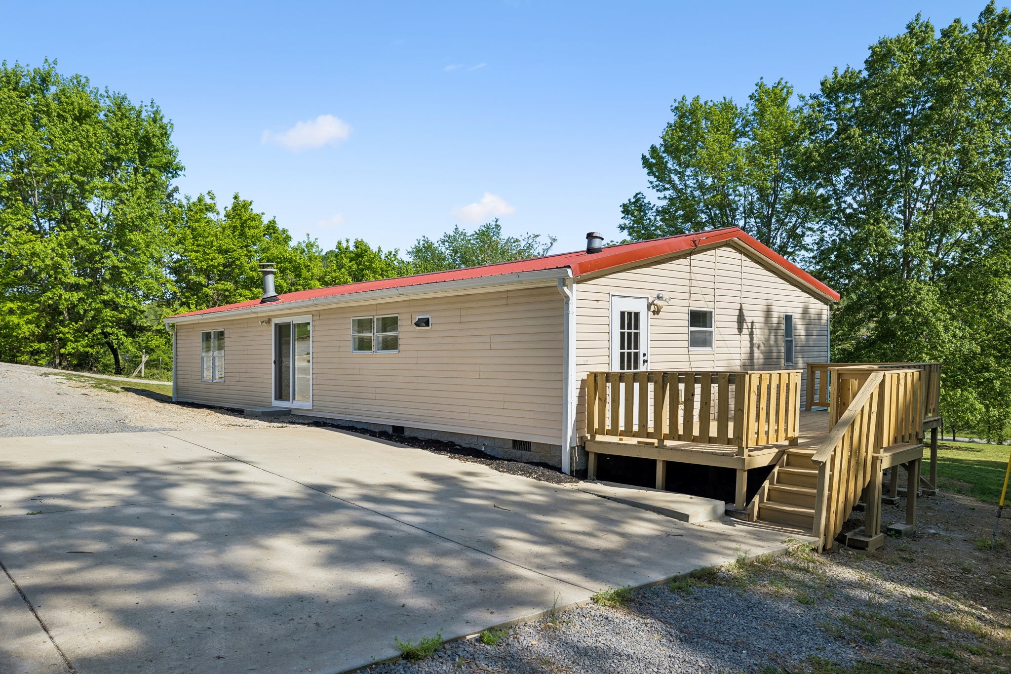 1085 Hawkins Branch Rd