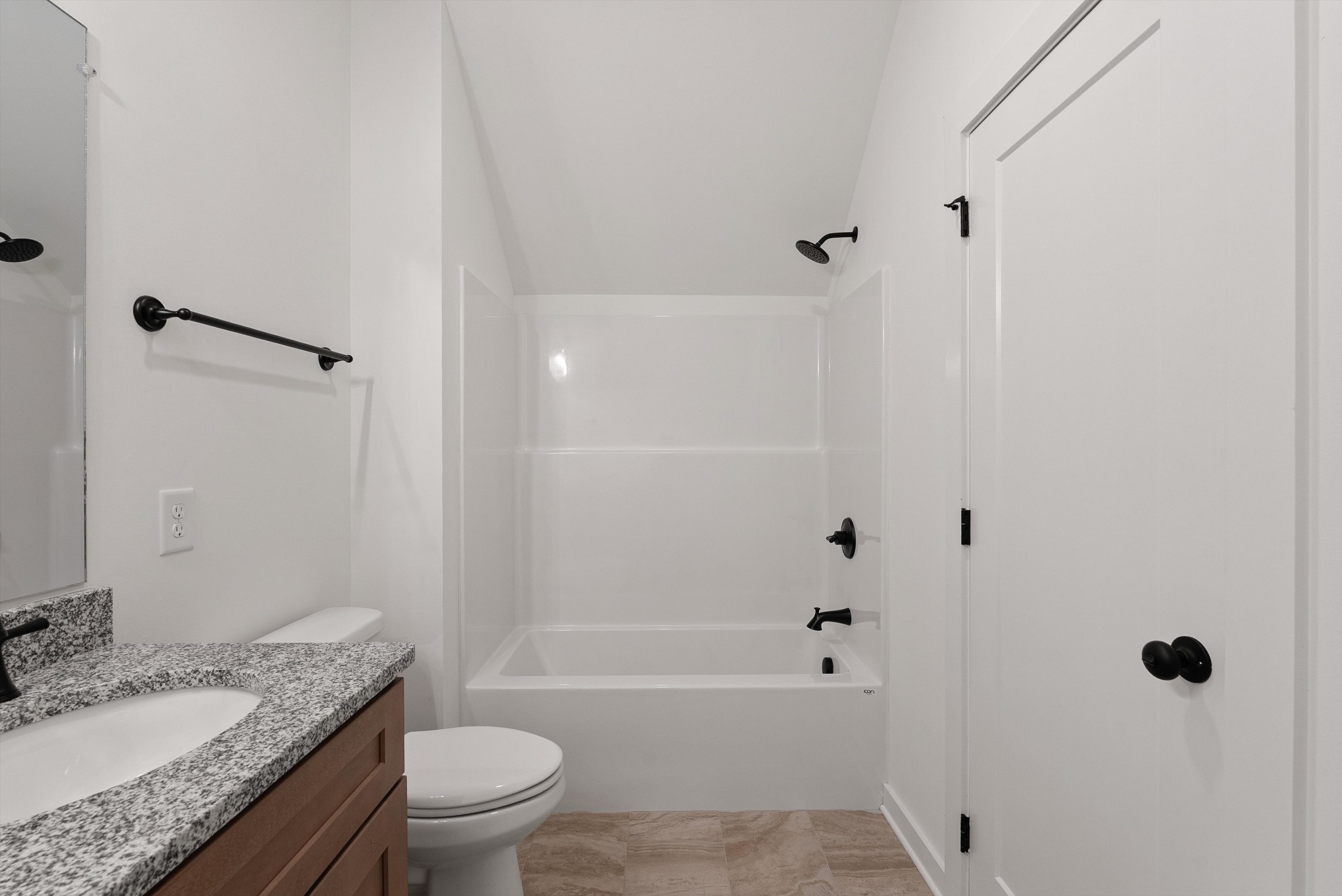 1000 Bryan St Unit: B