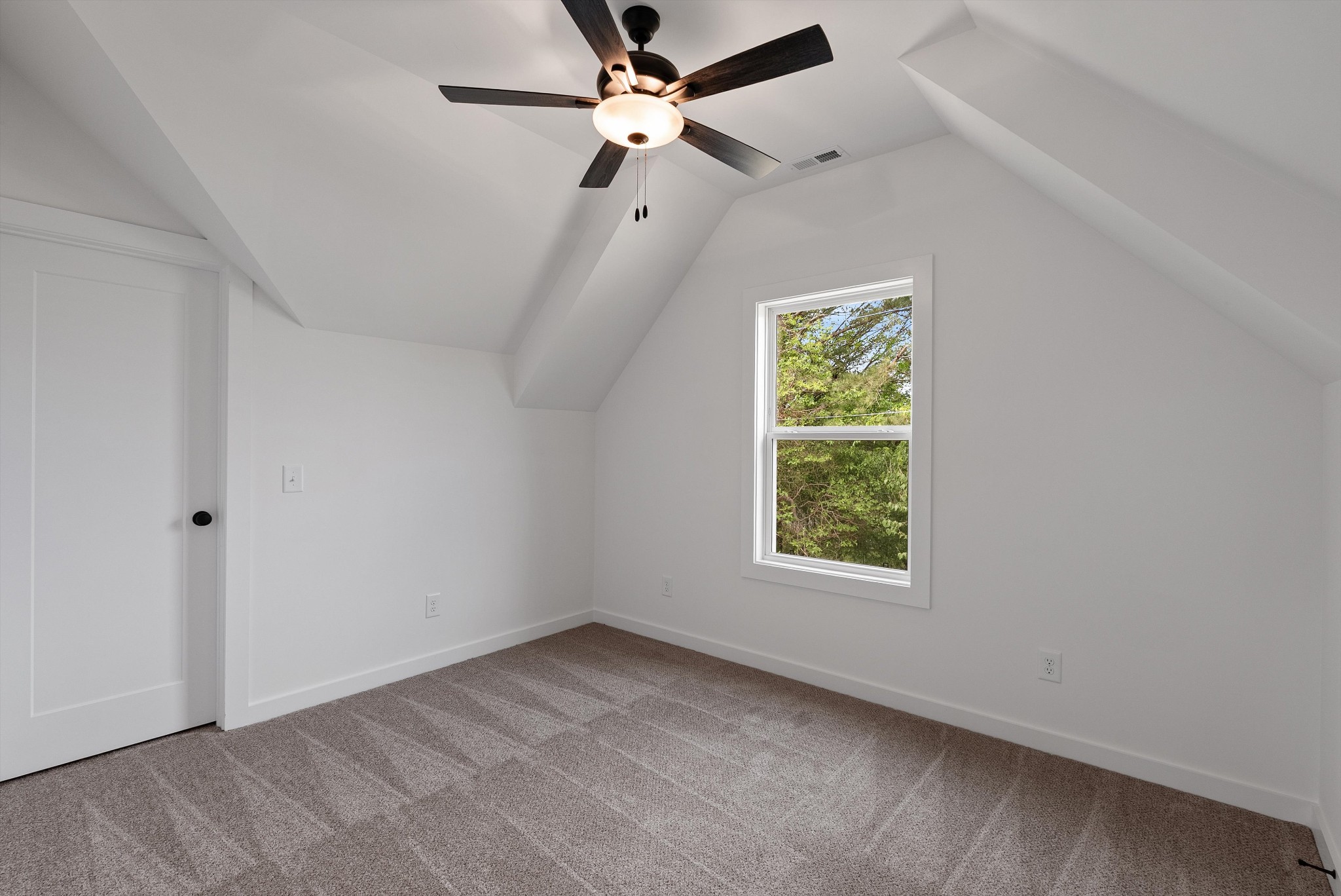 1000 Bryan St Unit: B
