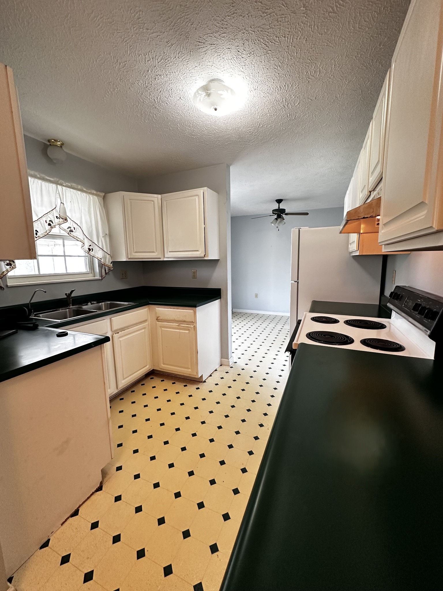 1691 Mullins Rd